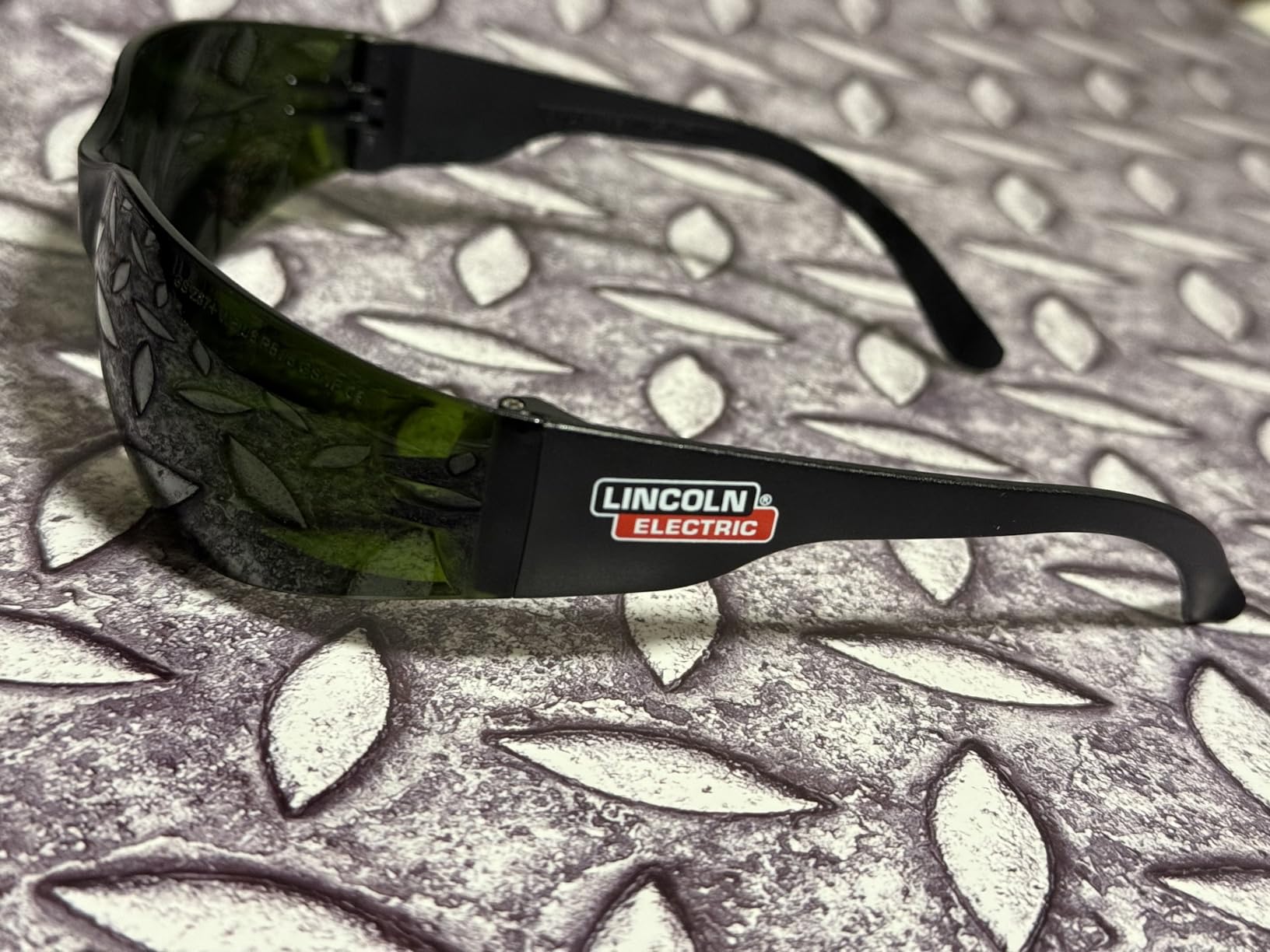 Lincoln Electric Starlite IR Shade 5 Safety Glasses, Black customer photo 1