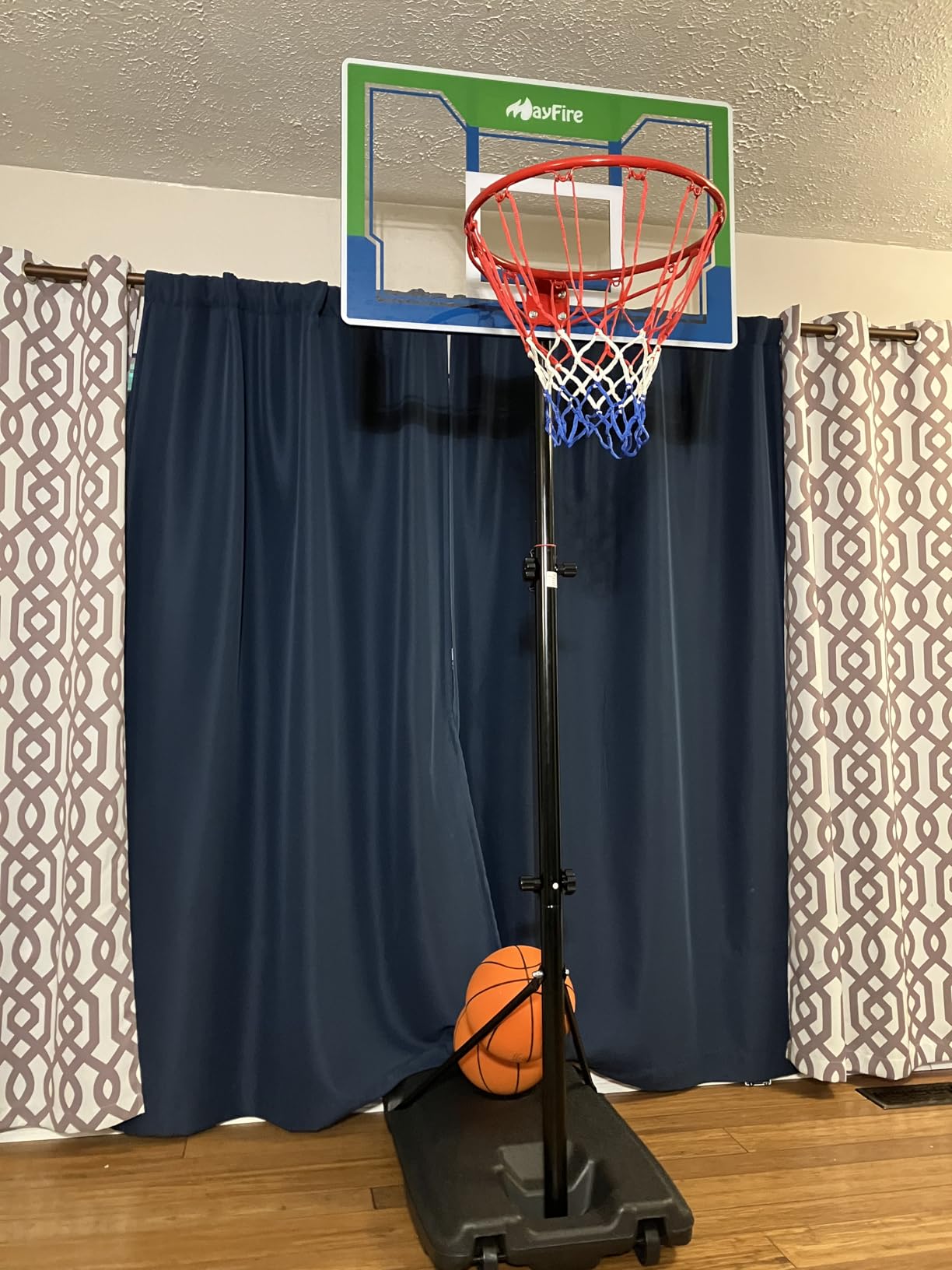 Portable Basketball Hoop for Kids & Teens, 4.1-8.5FT Adjustable Height, 32'' Shatterproof Backboard, Fillable Base with Weight Bag, Outdoor Goal for Backyard & Driveway customer photo 1
