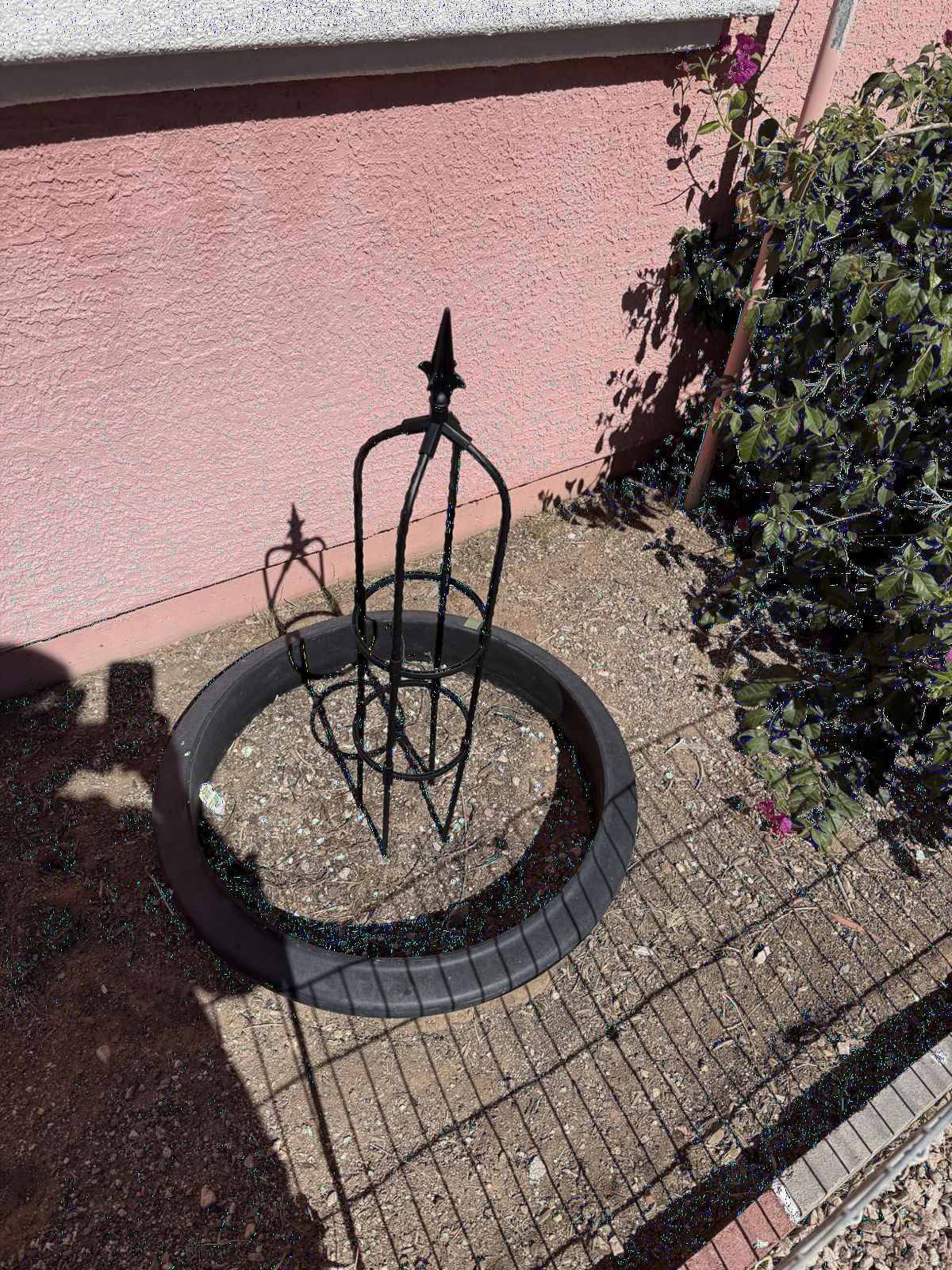 6.3Ft 100% Metal Garden Obelisk Trellis for Climbing Plants Outdoor, Rose Trellis for Potted Plants, Sturdy Garden Trellis for Climbing Vines, Vegetables, Flowers Stands, 1 Pack customer photo 2