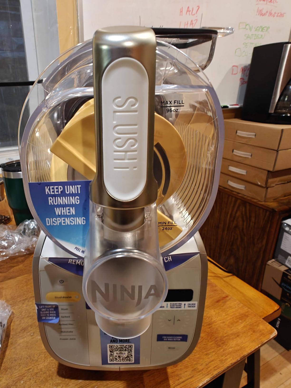 Ninja SLUSHi XL Smart Frozen Drink Maker, 128 Oz Capacity, Crema, FS601BR customer photo 1