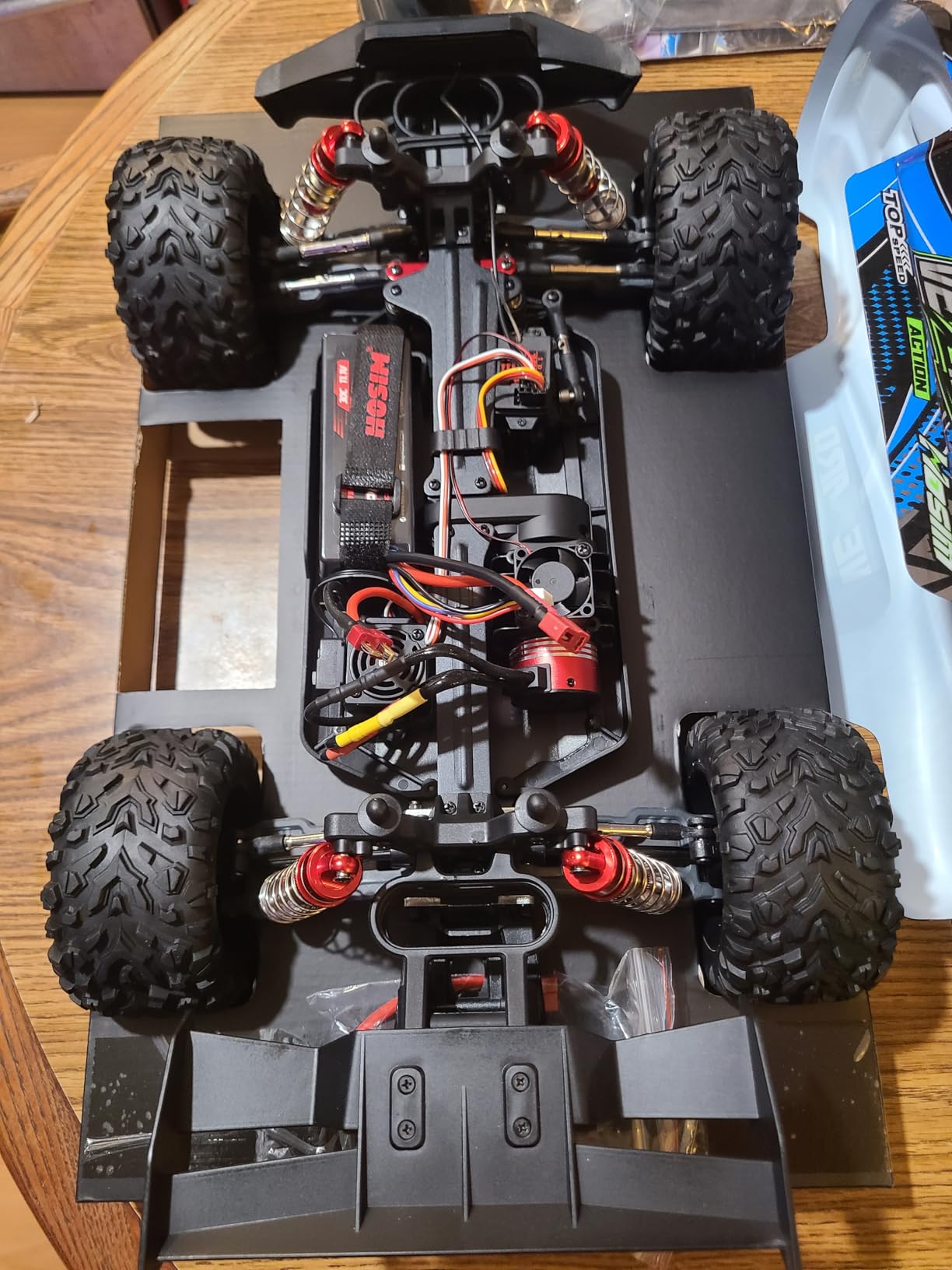Hosim Mini 1:8 Brushless RC Cars for Adults with 3S Battery, 45+ MPH Fast RC Trucks, All Terrain Adult RC Trucks, 3650 Brushless Motor 2800KV 60A ESC, Central Transmission, Two 3S 11.1V 2600mAh Lipo customer photo 2