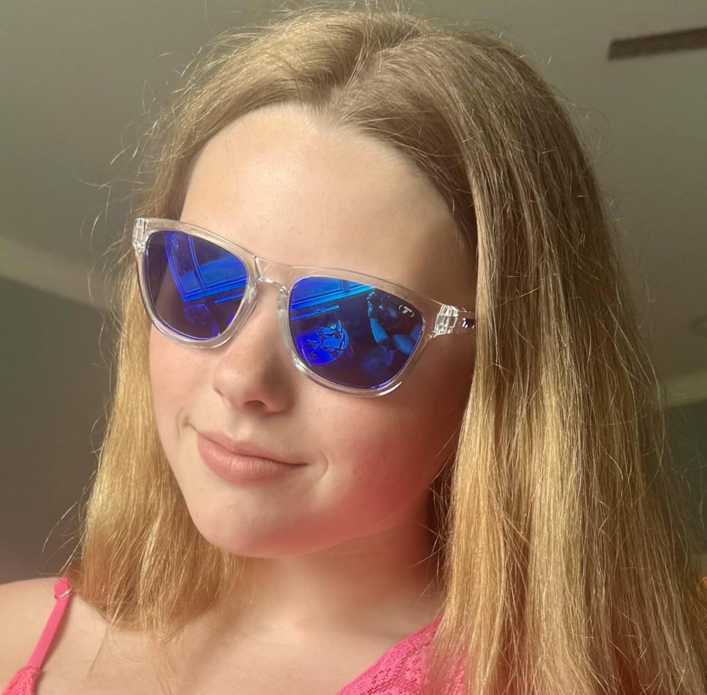 Tifosi Swank S Small-Fit Lifestyle Tangle Free Sunglasses | 100% UVA/UVB, Shatterproof Polycarbonate, Small-Fit Frame, Hydrophilic Nose Pads customer photo 1