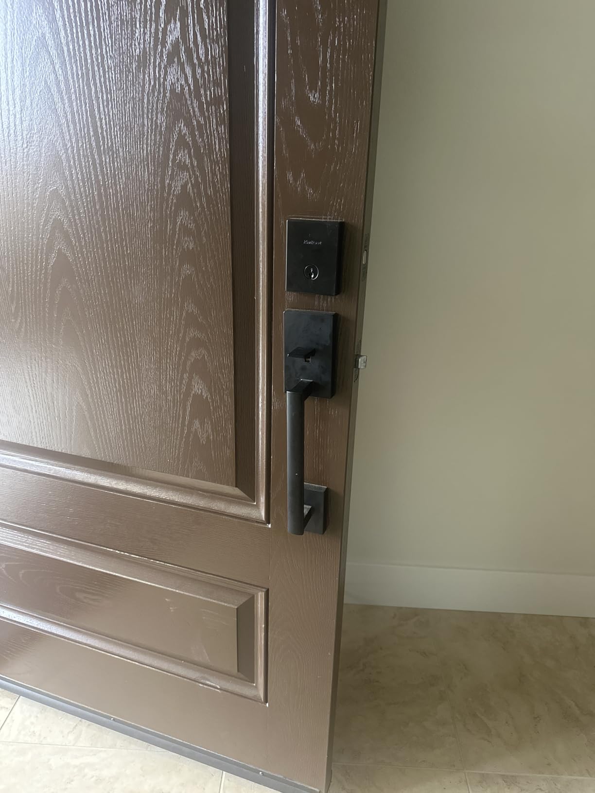 Kwikset San Clemente Front Door Lock Handle and Deadbolt Set, Entry Door Handleset Exterior with Interior Reversible Lever, Matte Black, Pick Resistant SmartKey Rekey Deadbolt Security customer photo 2