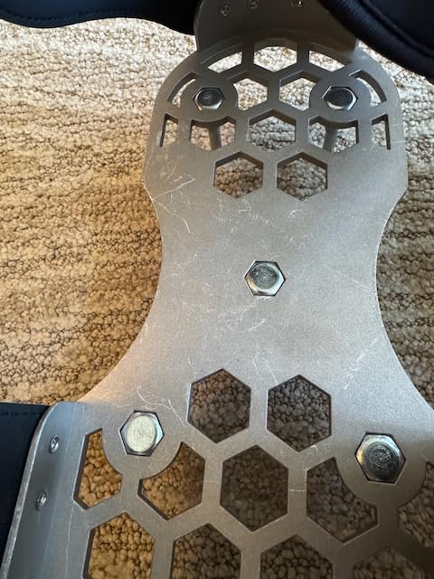 Aerator Shoes, Lawn Aerator Shoes for Grass with Thickened Metal Base, Longer Steel Spike, Aeration Shoes for Lawn with Adjustable Straps, Fully Assembled Aerating Shoes for Lawn Yard customer photo 2