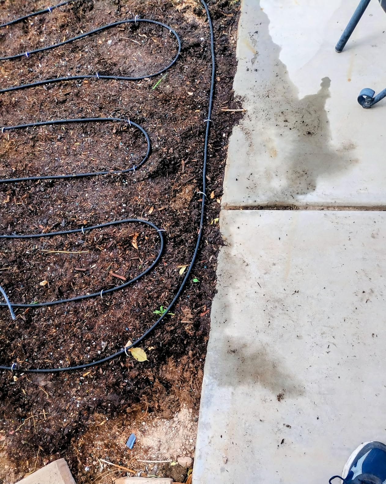 Raindrip 015005T 1/4-Inch by 50-Foot Soaker Hose Tubing for Drip Irrigation, Use in Vegetable Garden, Planters, and Borders, 50-Foot, Black customer photo 2