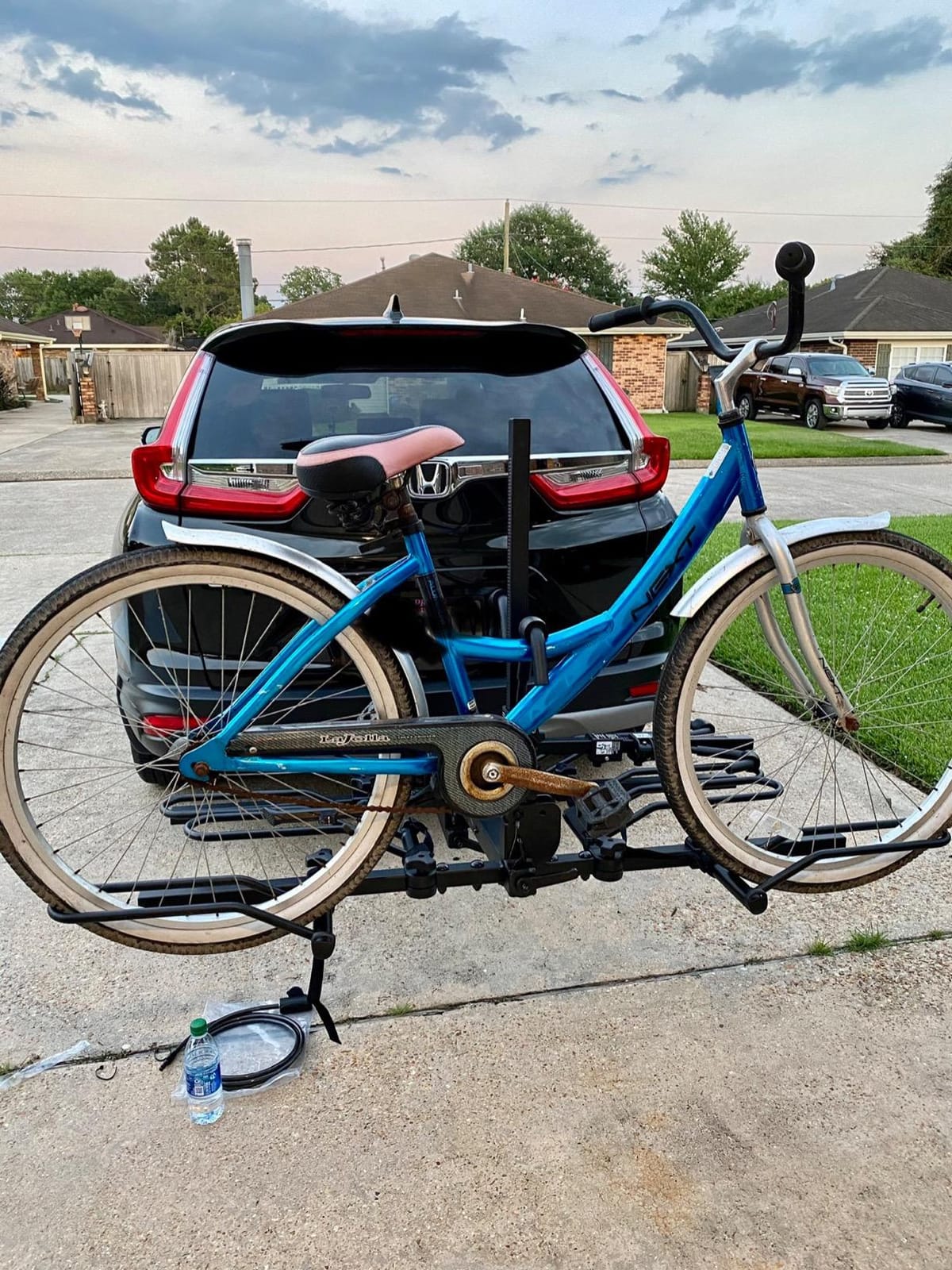 Hollywood Racks HR1400 Sport Rider SE 4-Bike Platform Style Hitch Mount Rack (2-Inch Receiver) customer photo 1