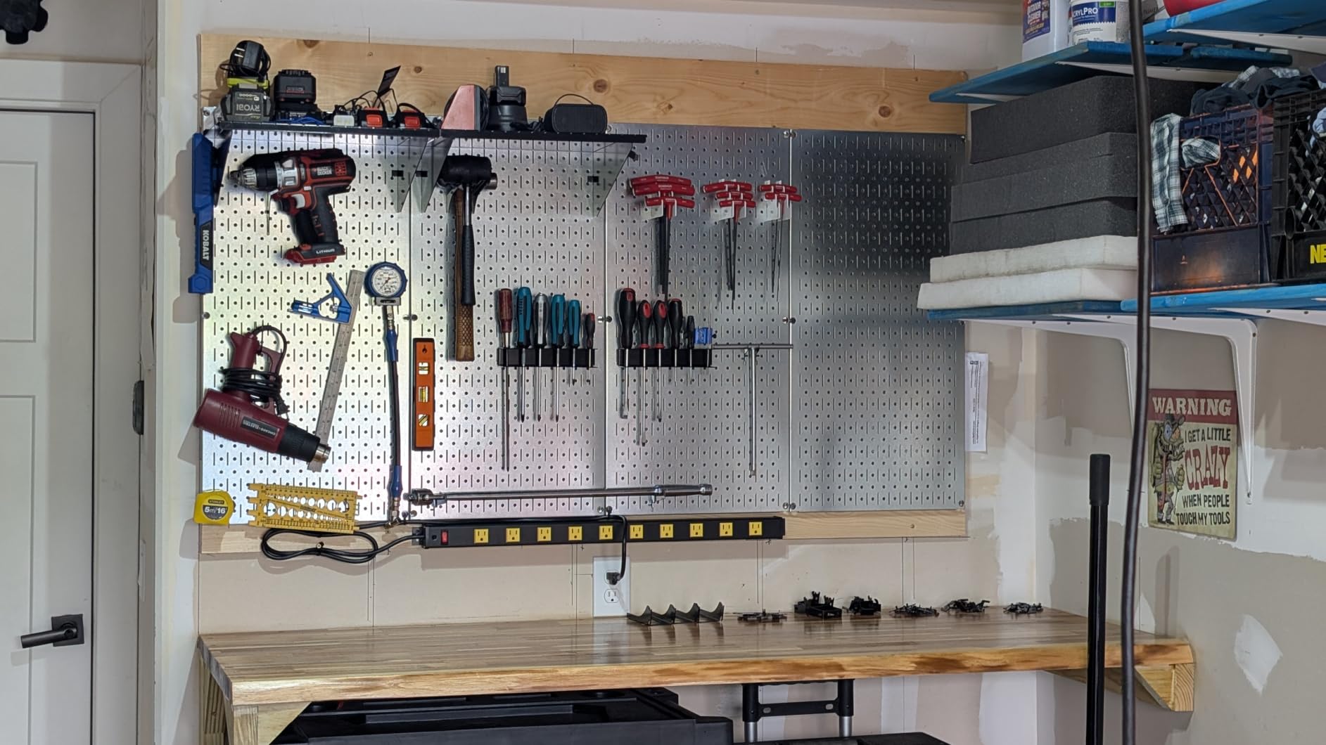 Wall Control 30-P-3232GV Galvanized Steel Pegboard Pack customer photo 2