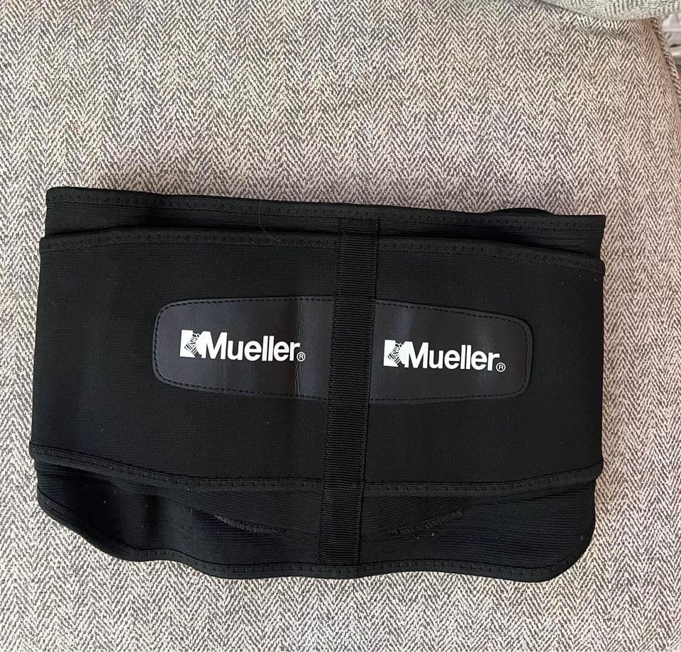 MUELLER Sports Medicine Lumbar Back Brace with Removable Pad, Ideal for Upper and Lower Back Pain, Relief & Support for Men and Women, Strains, Sciatica, Scoliosis customer photo 1