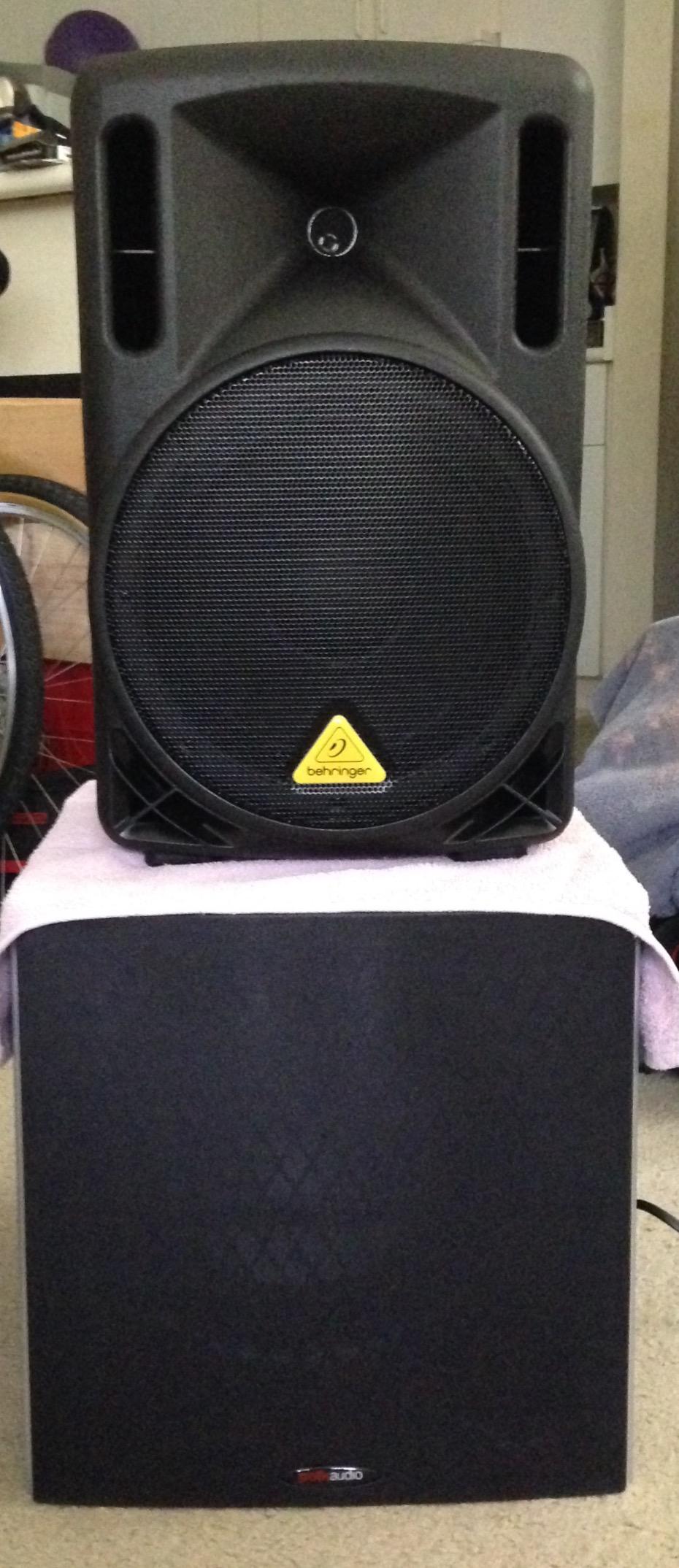 Behringer B210d Active 220-Watt 2-Way Pa Speaker System With 10