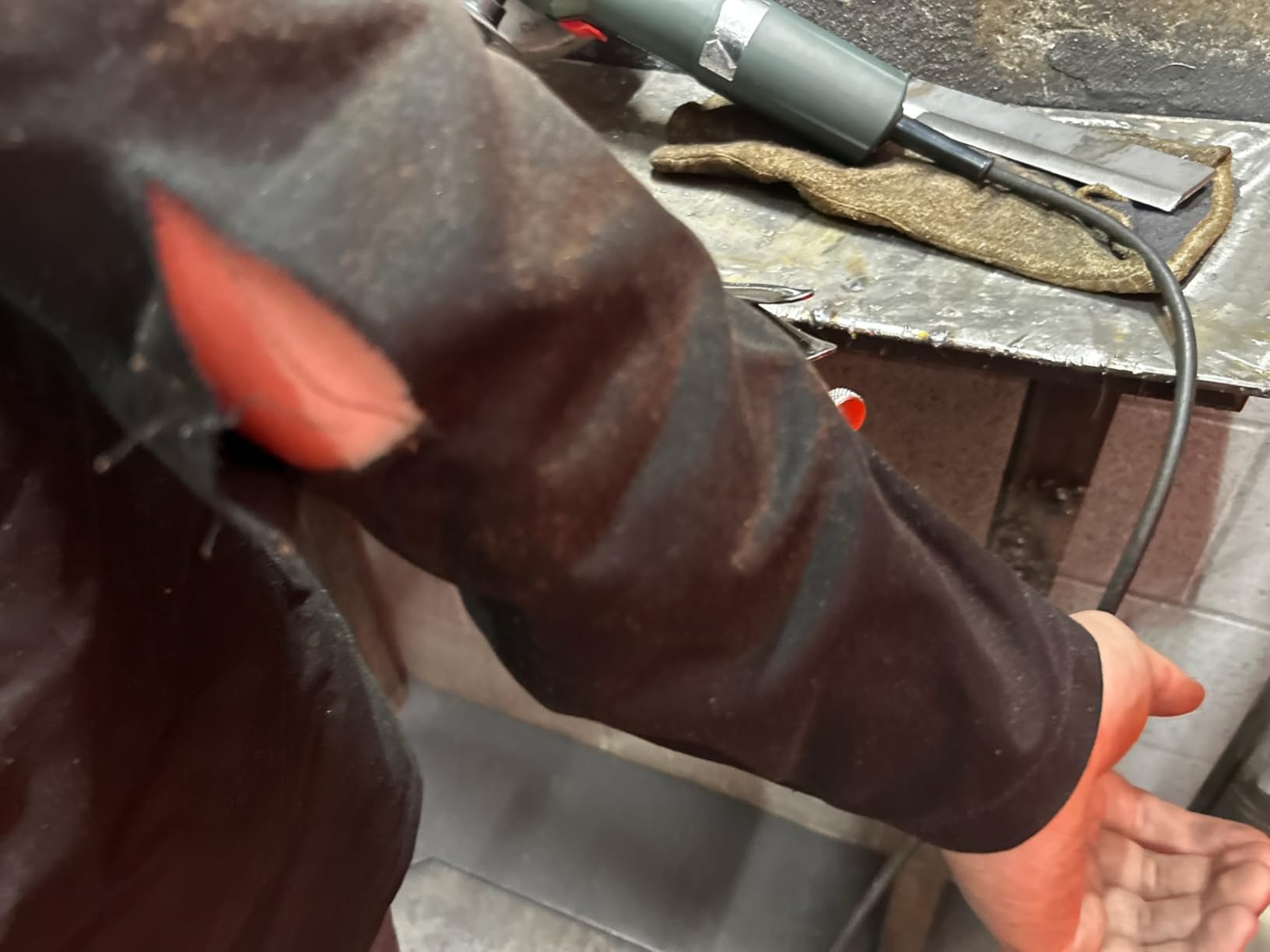 Lincoln Electric Premium Flame Resistant (FR) Cotton Welding Jacket | Breathable | K2985 customer photo 1