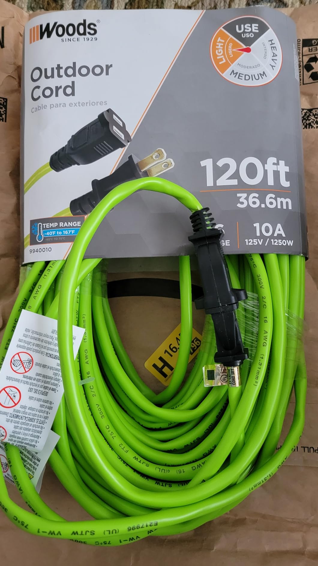 Southwire Outdoor Extension Cord - Flexible Weatherproof Power for Landscaping & Outdoor Lighting - SJTW Extension - 16 Gauge - 2 Prong - 120 Foot - Lime Green customer photo 1