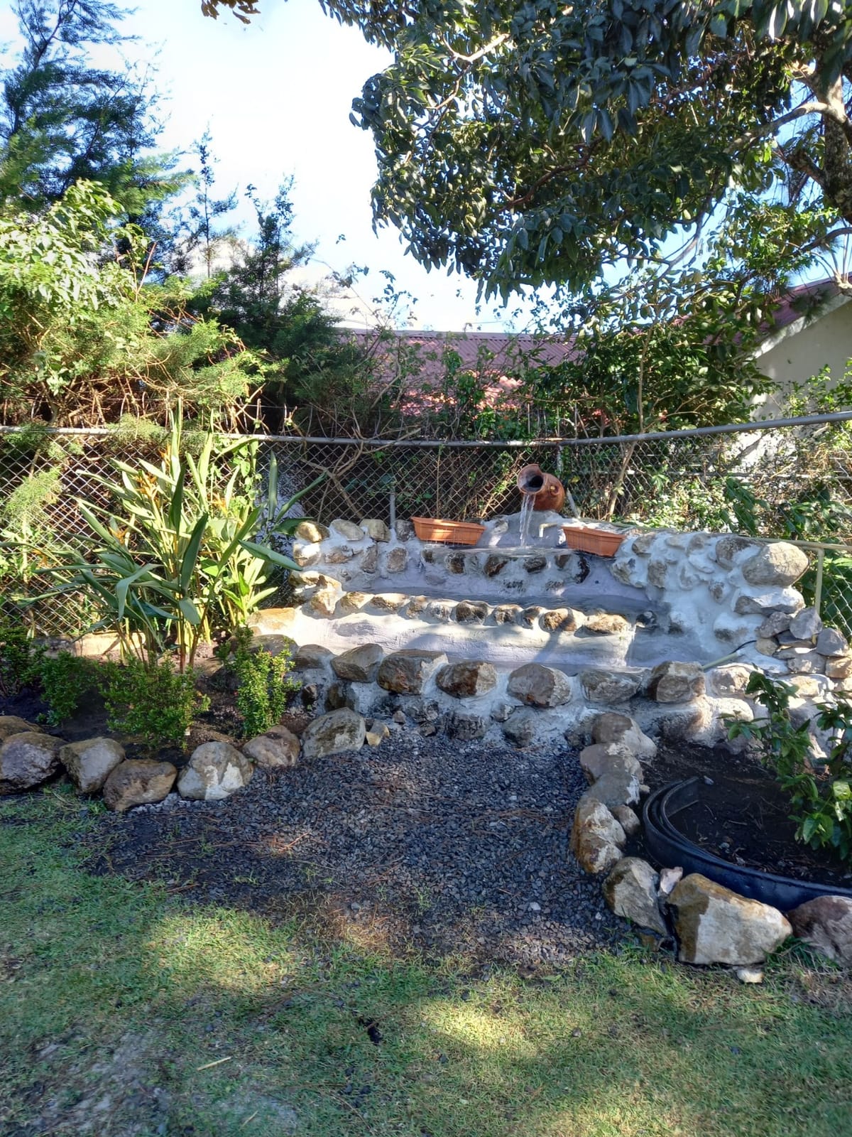 Pond Boss Waterfall Pump, 2300 GPH customer photo 2