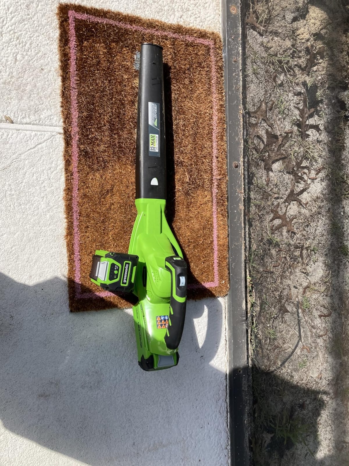 Greenworks 40V Cordless Leaf Blower, 135 CFM, 2.0 Ah Battery and Charger customer photo 2