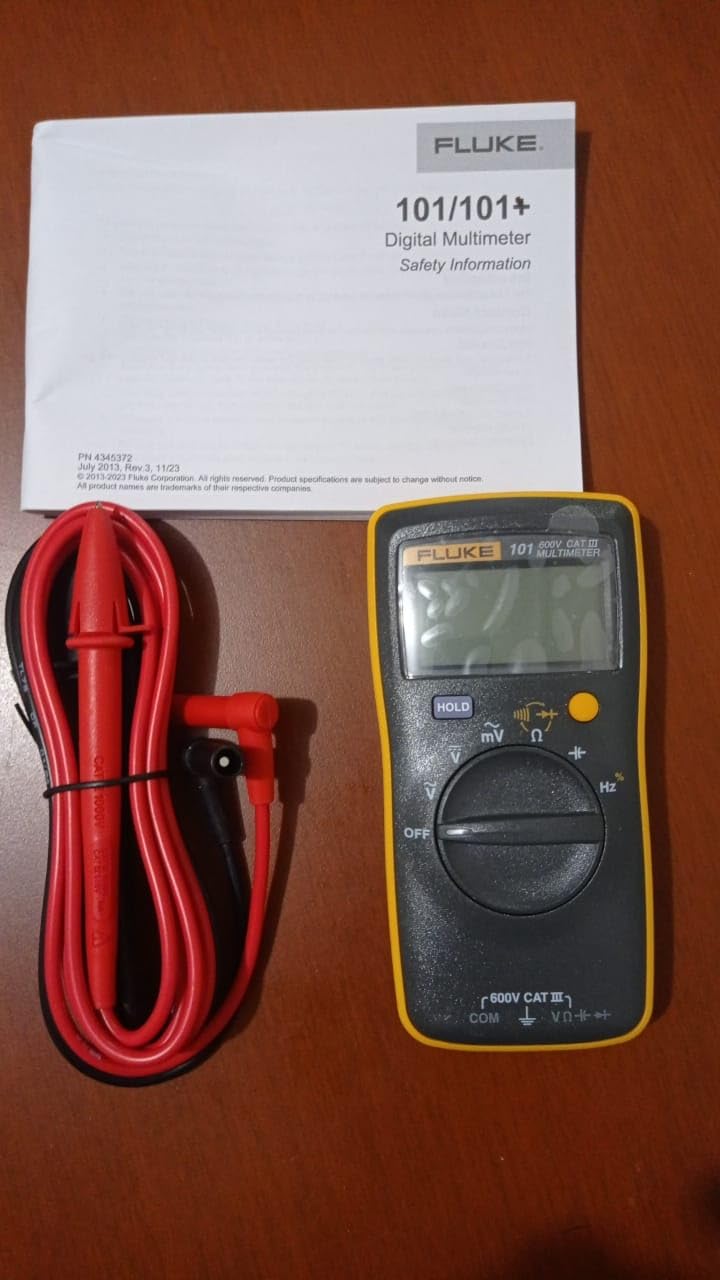 FLUKE-101 Digital Multimeter customer photo 1