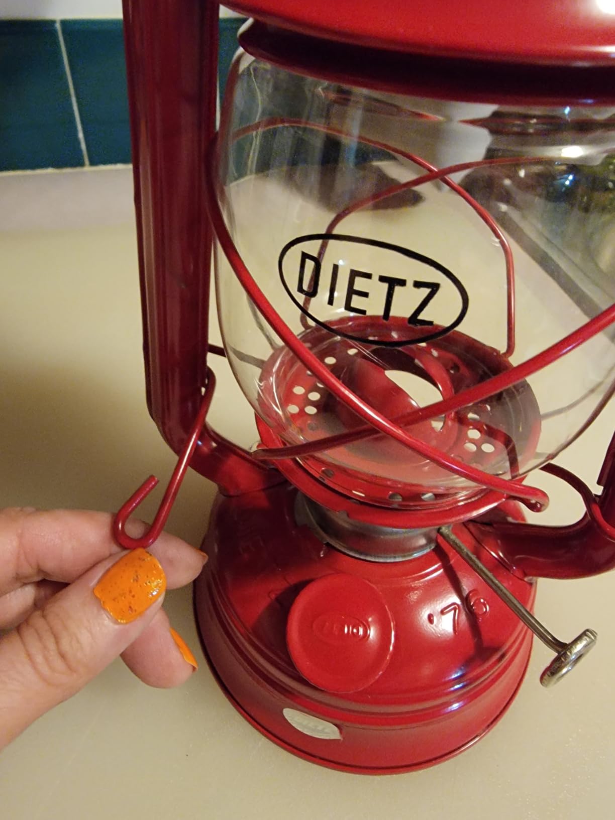 Dietz #76 Original Oil Burning Lantern (Black) customer photo 2