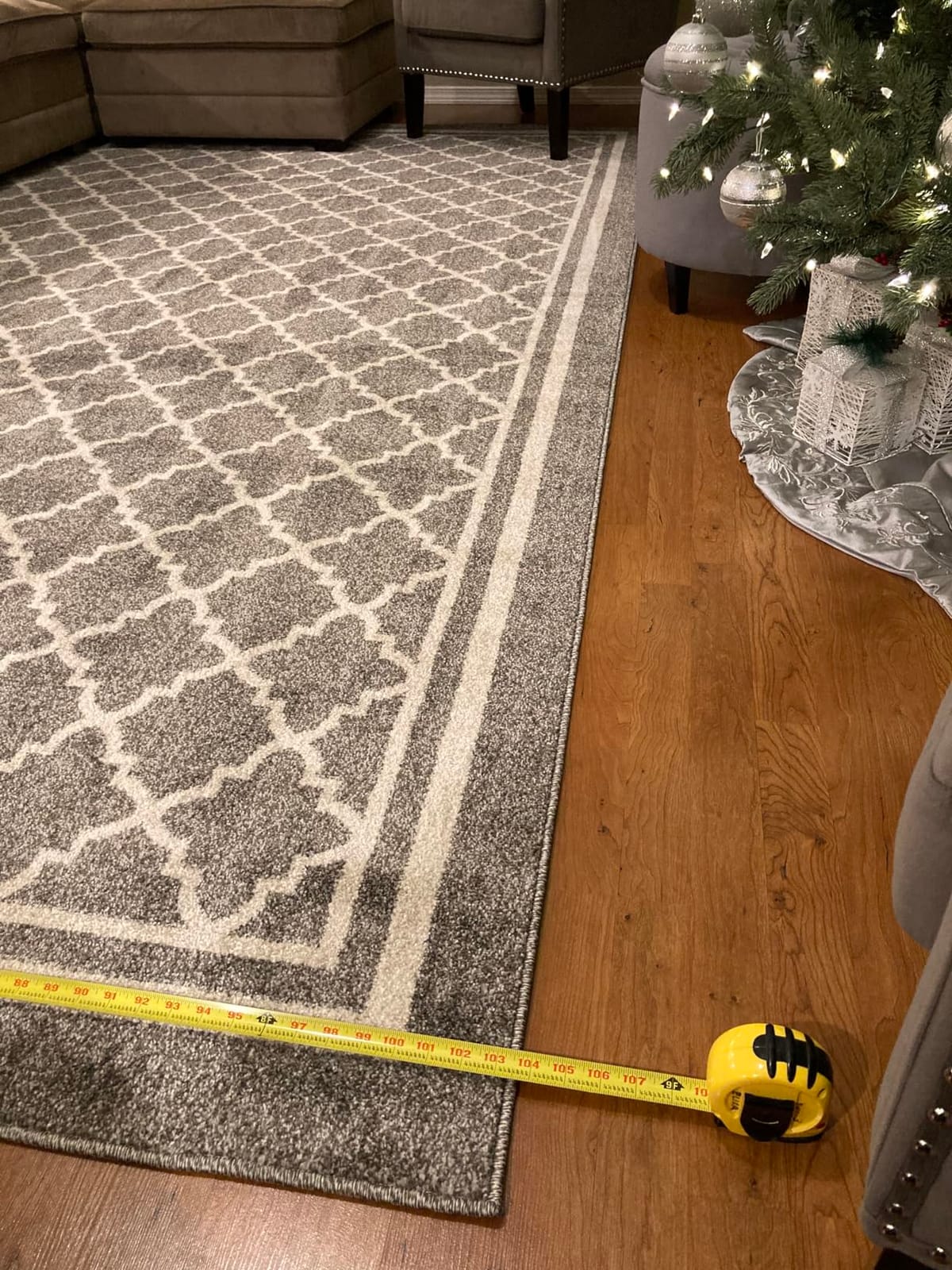 SAFAVIEH Amherst Collection Accent Rug - 4' x 6', Dark Grey & Beige, Moroccan Trellis Design, Non-Shedding & Easy Care, Ideal for High Traffic Areas in Entryway, Living Room, Bedroom (AMT422R) customer photo 2