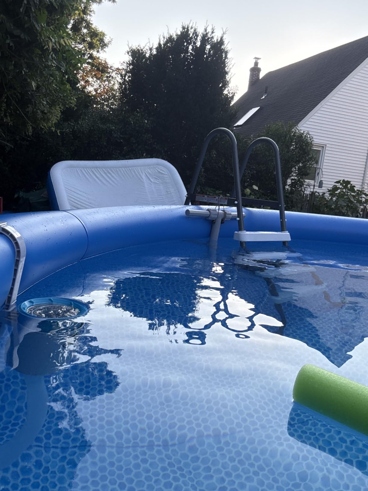 INTEX Easy Set 10 ft x 30in Above Ground Pool Set, Round Inflatable Swimming Pool with 330 GPH Cartridge Filter Pump and Type H Cartridge customer photo 1
