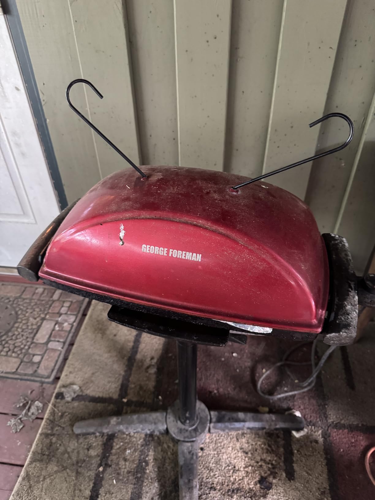 George Foreman Indoor/Outdoor Electric Grill with Stand | Indoor or outdoor electric grill with nonstick surface, 5 heat settings and fat-removing drip tray for healthier grilling. customer photo 2