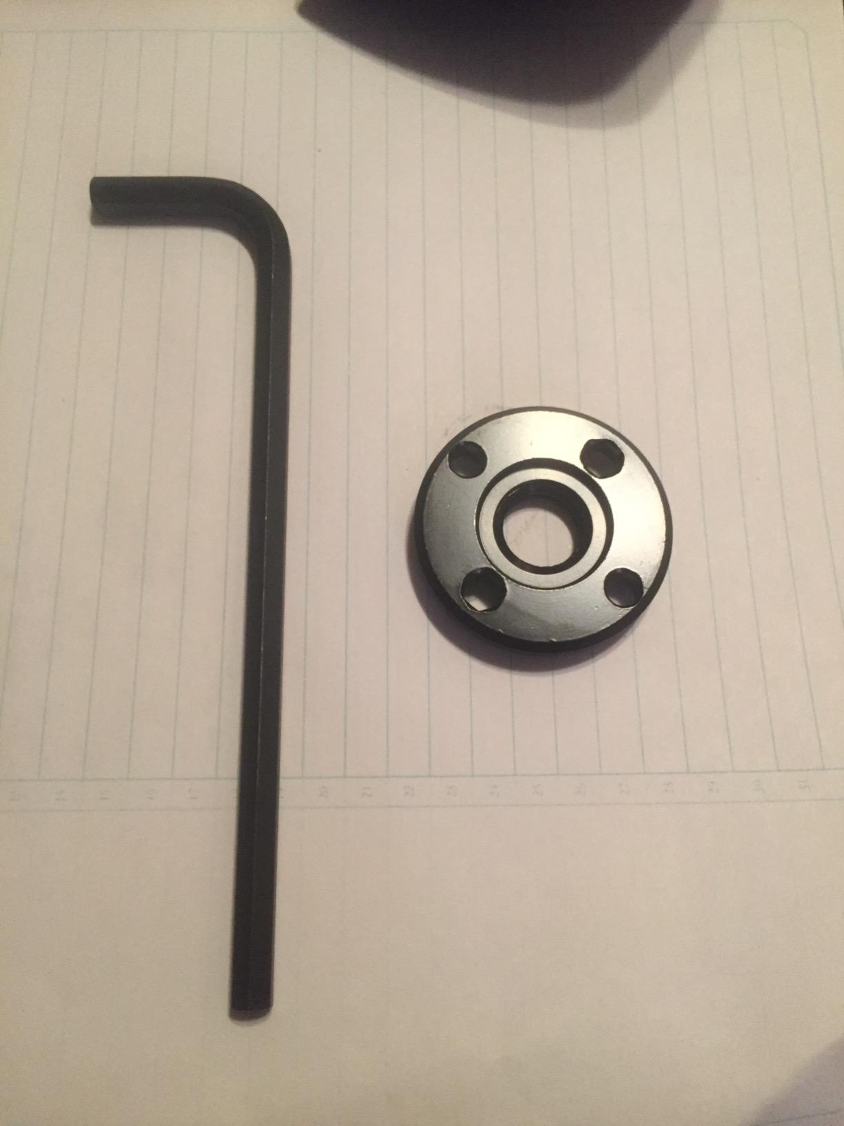 DEWALT Angle Grinder Tool, 4-1/2-Inch, 11-Amp (DWE402K) customer photo 2