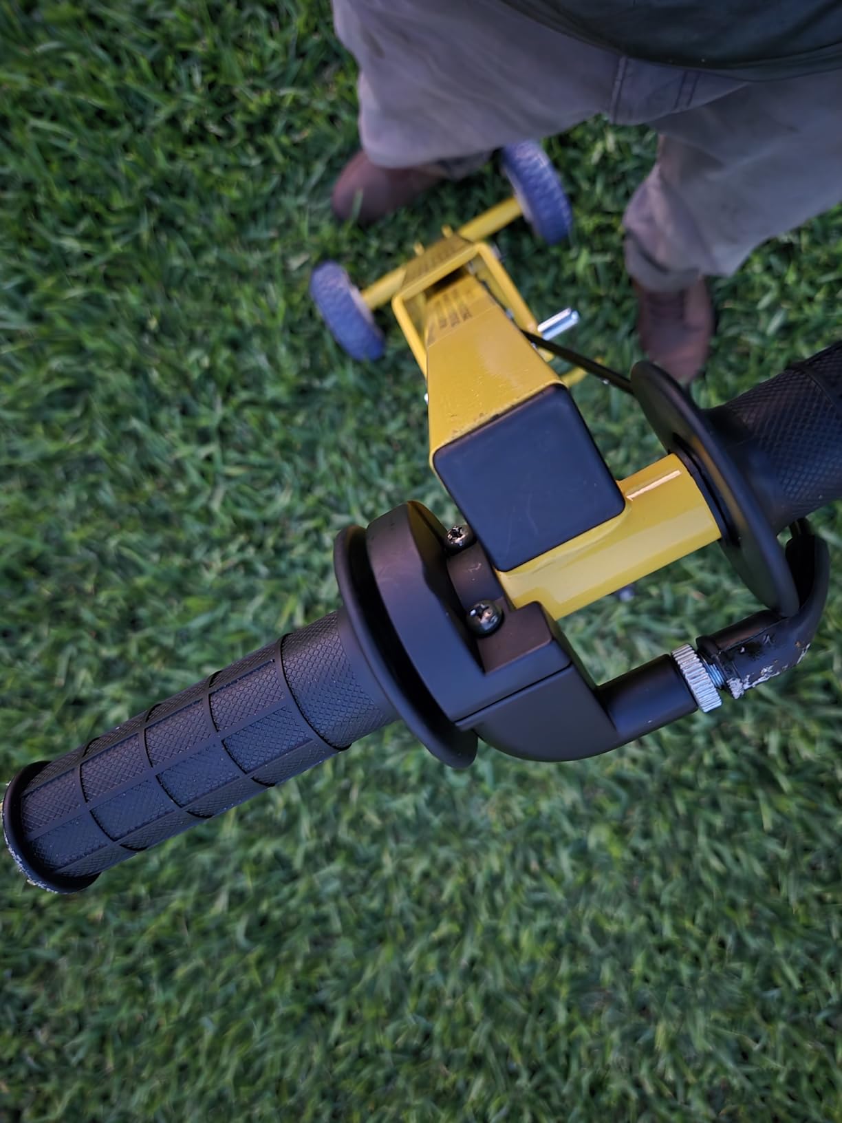 Jungle Jim's Jungle Jack V2 Mower Jack - Lift Most Mowers, Even ZTRs - 800 Pound Capacity! customer photo 2