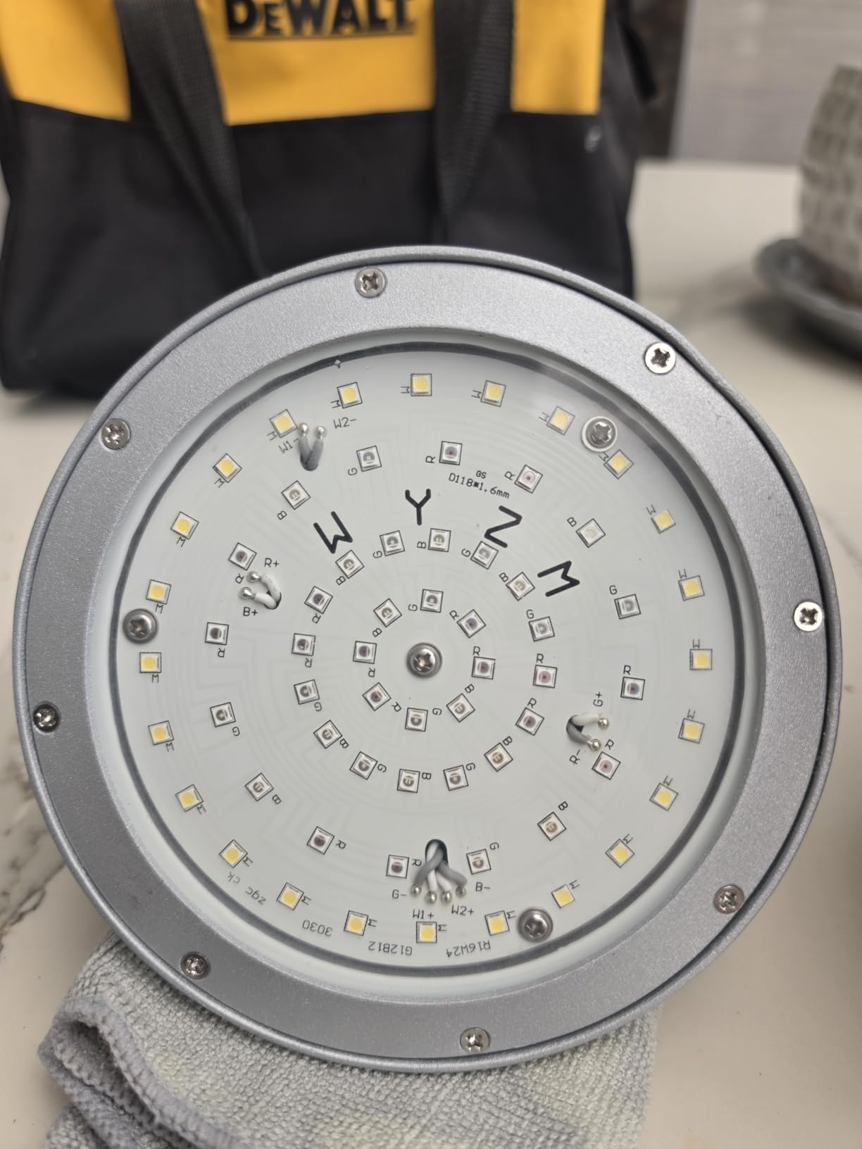 120V Bright Led Pool Light Bulb, 40W, IP65 (RGB+White) customer photo 1