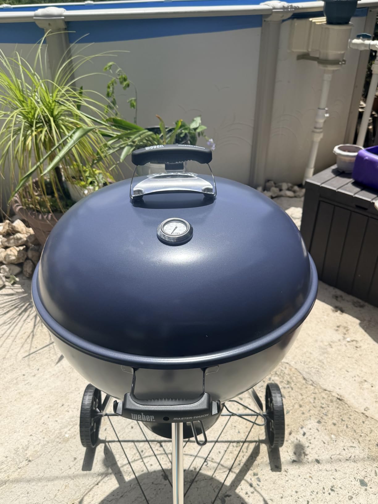 Weber® Master-Touch Charcoal Grill, 22-Inch, Smoke customer photo 1
