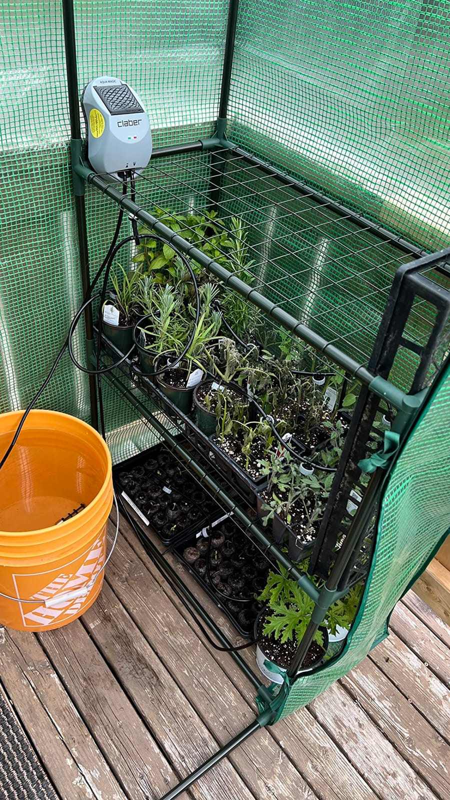 Claber Aqua Magic Solar Drip Irrigation System - Automatic Solar Watering for Up to 20 Outdoor Plants, No Faucet Required customer photo 2