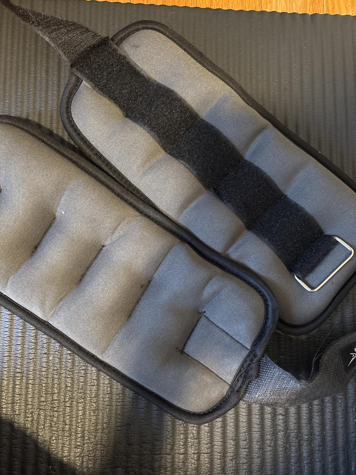 Prosource Ankle/Wrist and Arm/Leg Weights Set of 2, Adjustable Strap 1 lb-5 lb, Adjustable Weight 15 lb, 10 lb, 7 lb for Men and Women customer photo 2