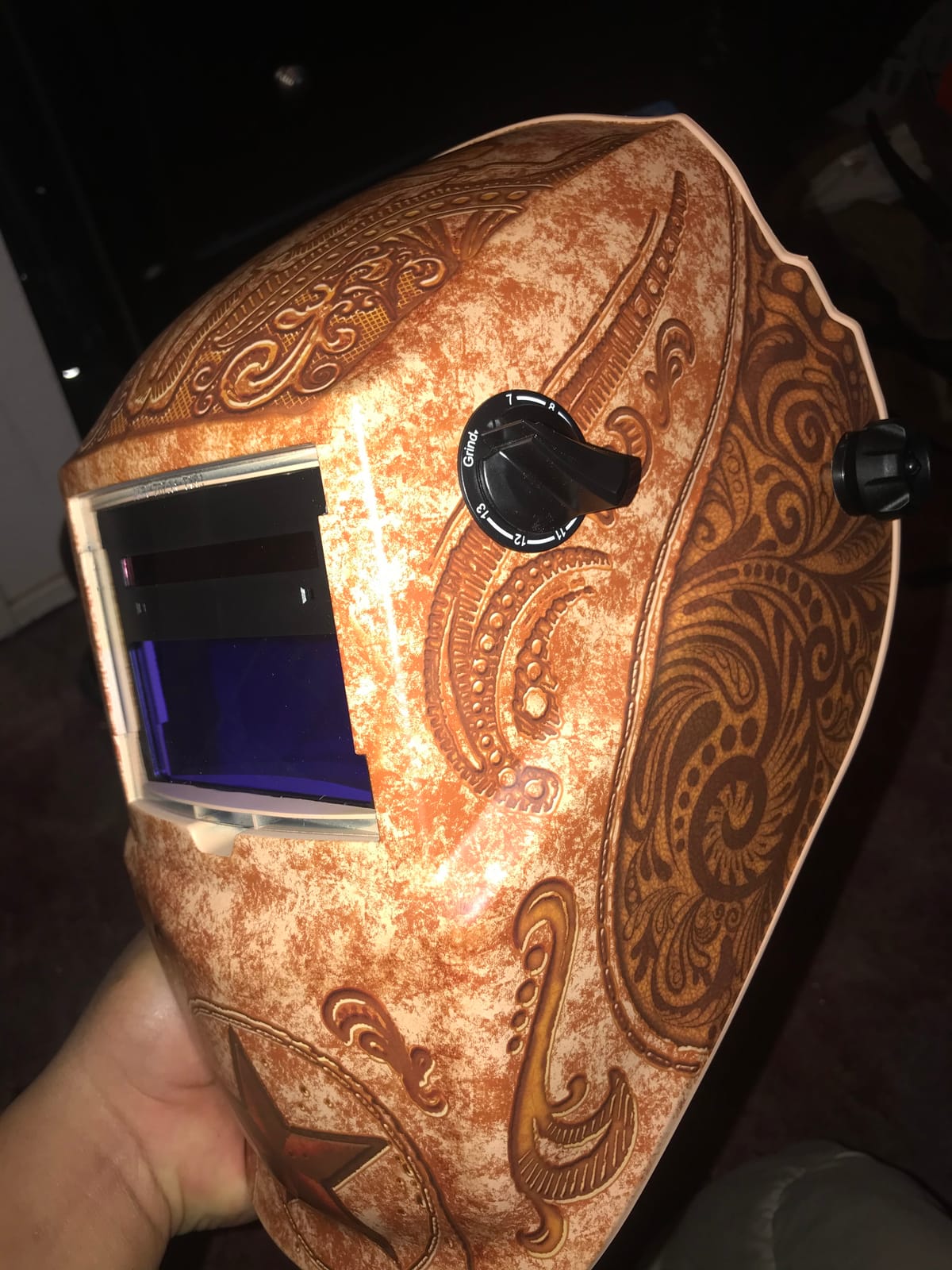Lincoln Electric-K4134-1 Welding Helmet, Brown, Ratchet, Plastic customer photo 2