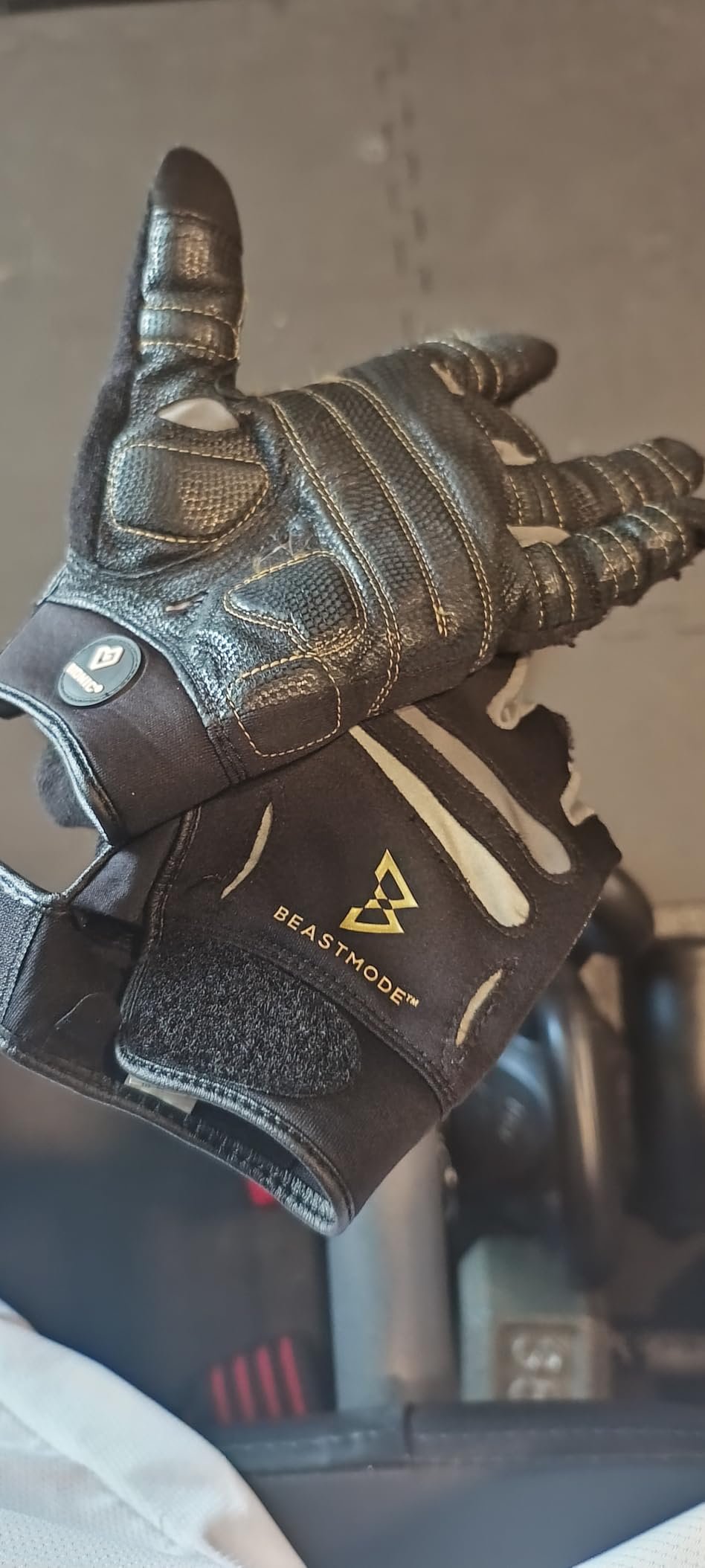 Bionic Men's Beastmode Full Finger Gym Workout Gloves customer photo 1
