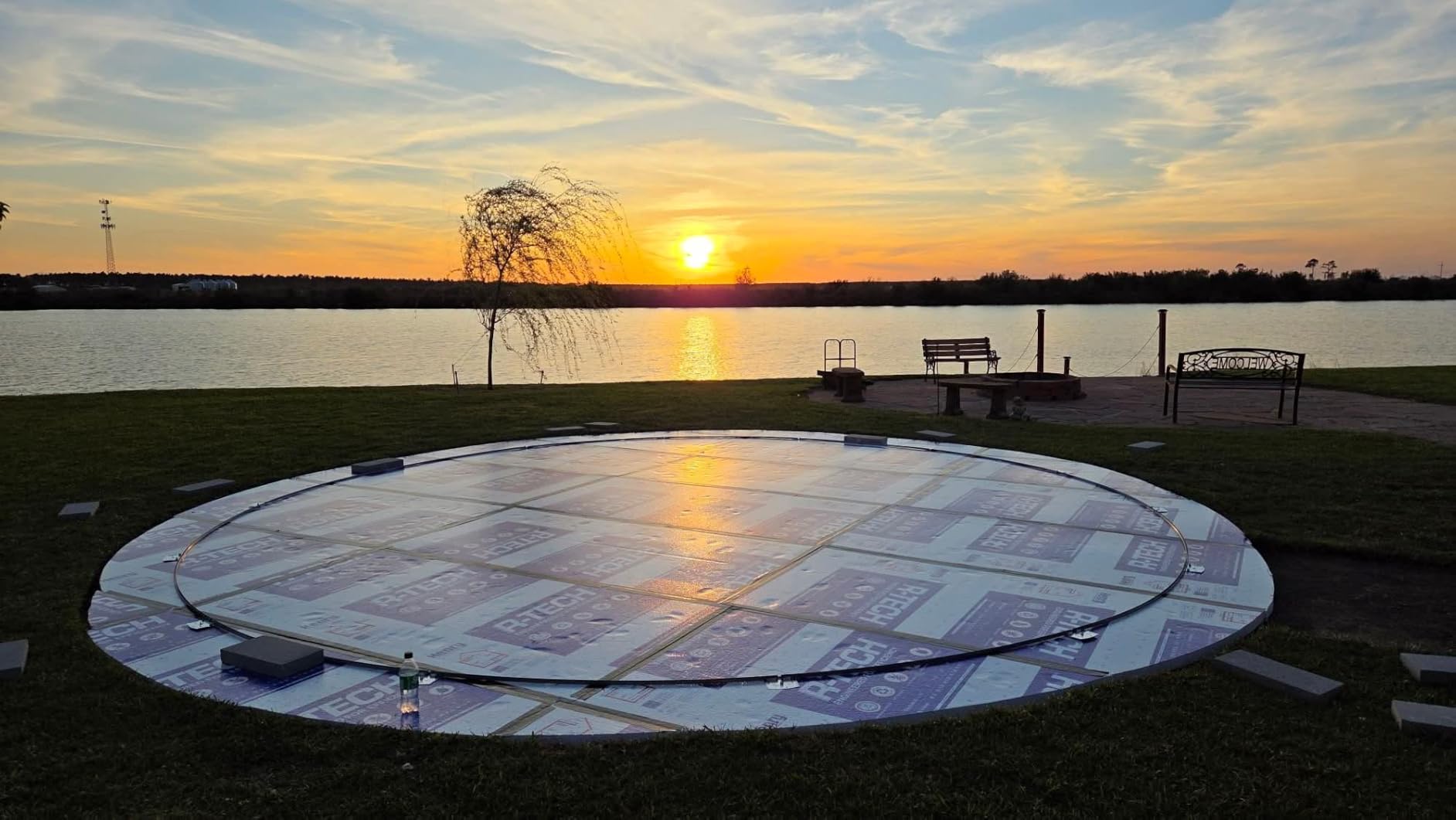 Aquarian Phoenix Round Above Ground Swimming Pool Kit, 18' x 52 customer photo 2