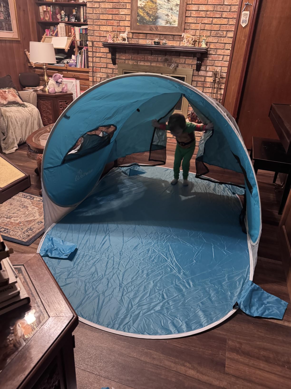 Wolfwise Pop Up Beach Tent, Easy Setup Sun Shade Shelter Foldable 3 Person customer photo 1