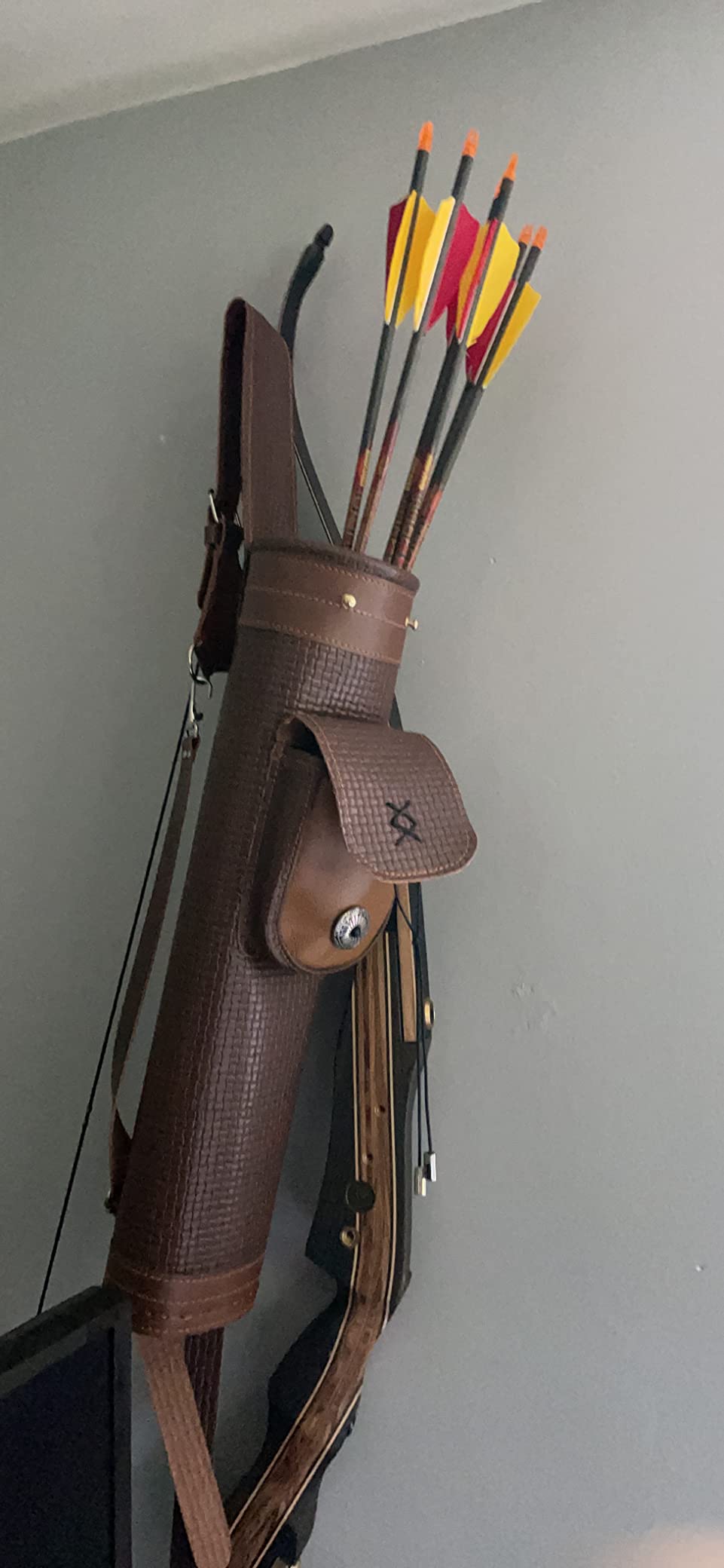 TOPARCHERY Traditional Shoulder Back Quiver Bow Leather Arrow Holder with Large Pouch Handmade Straps Belt Bag Brown customer photo 1