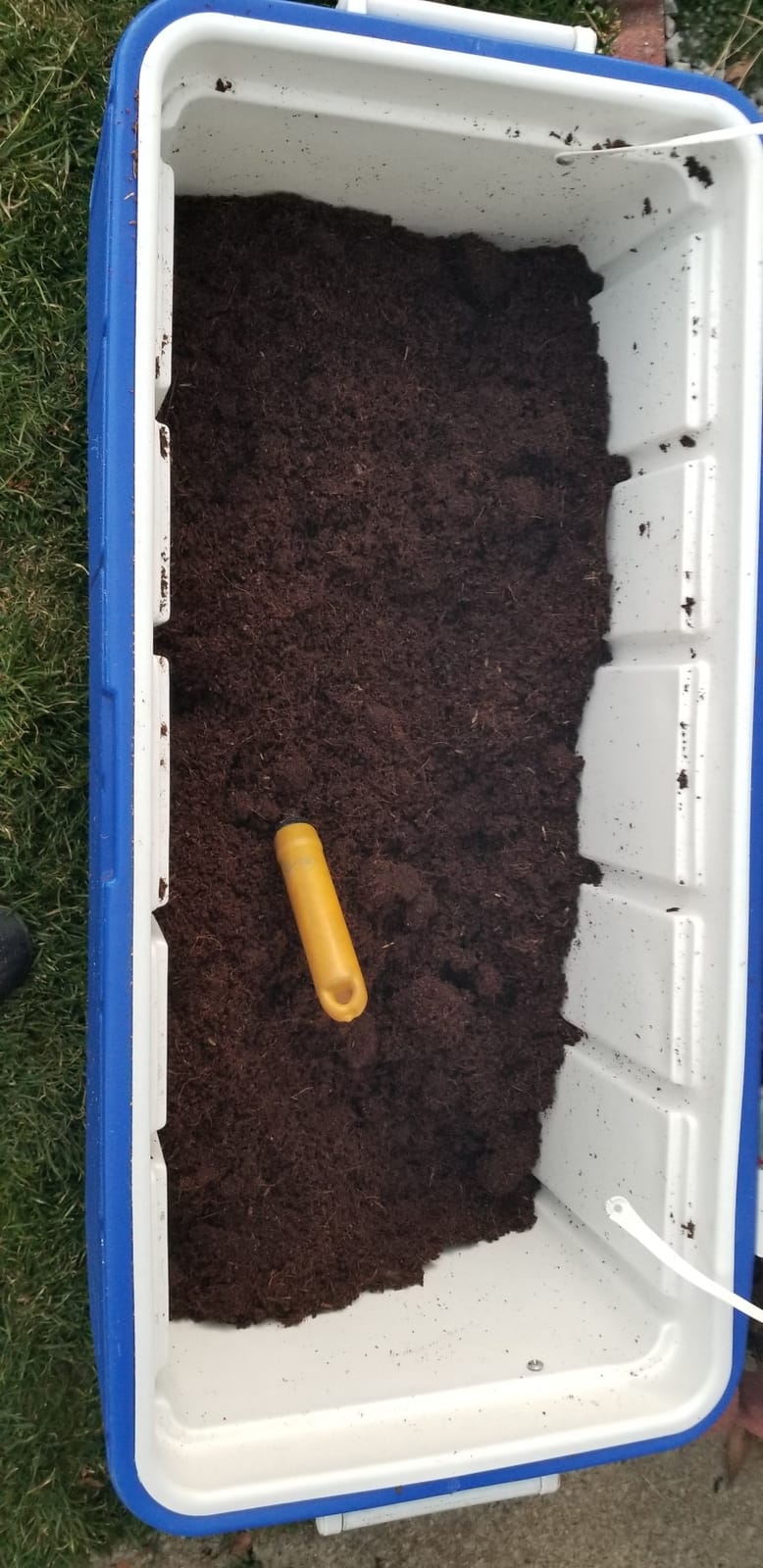 WONDER SOIL | (72 Quarts) The Only Ready to Plant Compressed Coco Coir Fully Loaded with Nutrients | Organic Coco Coir Brick/Block | 10 LBS Block Expands to 72 Quarts | Incl Worm Castings & Nutrients customer photo 2