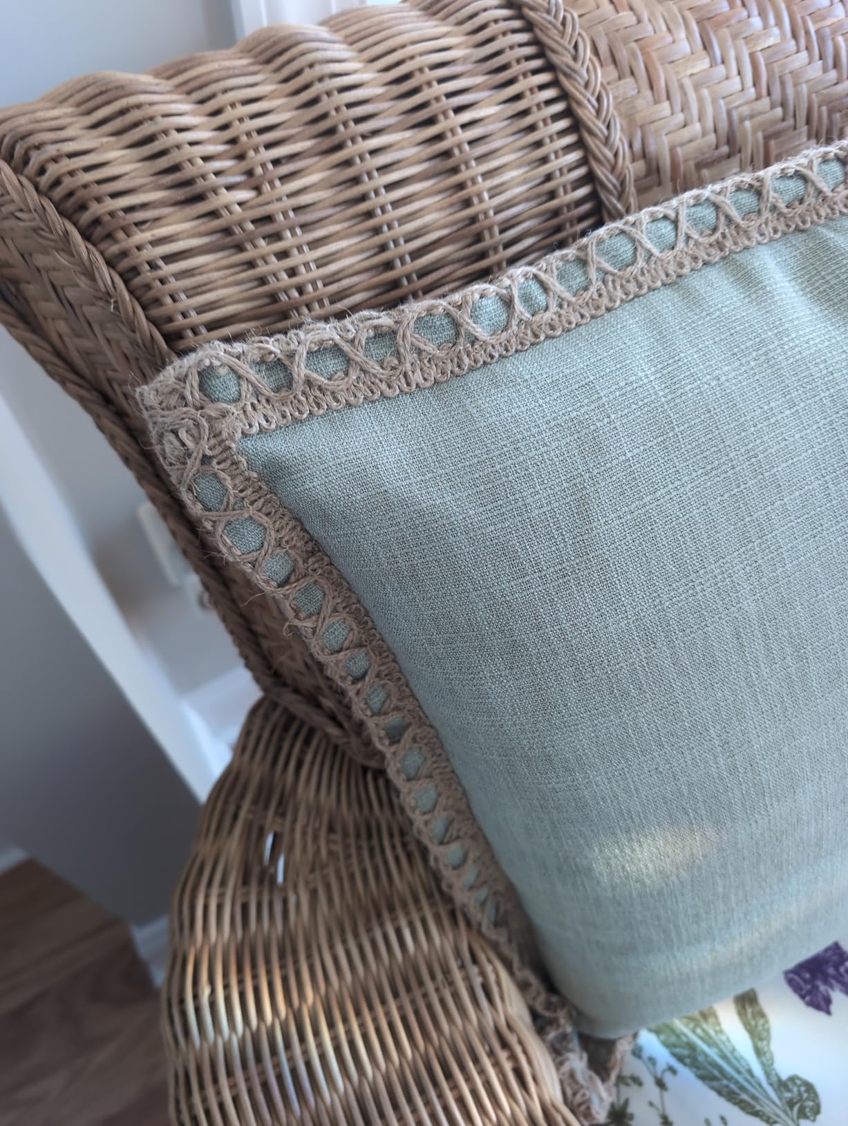 Phantoscope Pack of 2 Farmhouse Modern Spring Decorative Throw Pillow Covers Burlap Linen Trimmed Outdoor Pillows Tailored Edges Off White 18 x 18 inches, 45 x 45 cm customer photo 1