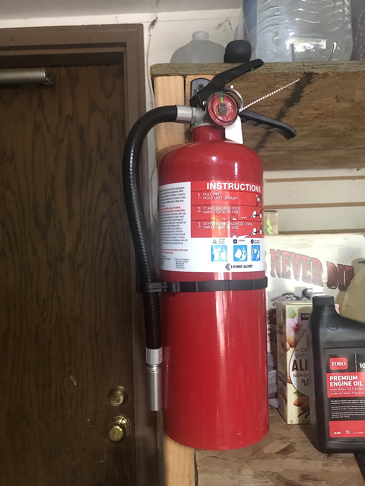 First Alert Fire Extinguisher, Heavy Duty for Home & Commercial Use | HOME2PRO Rechargeable Compliance Unit, UL RATED 2-A:10-B:C, Red, 1-Pack customer photo 2