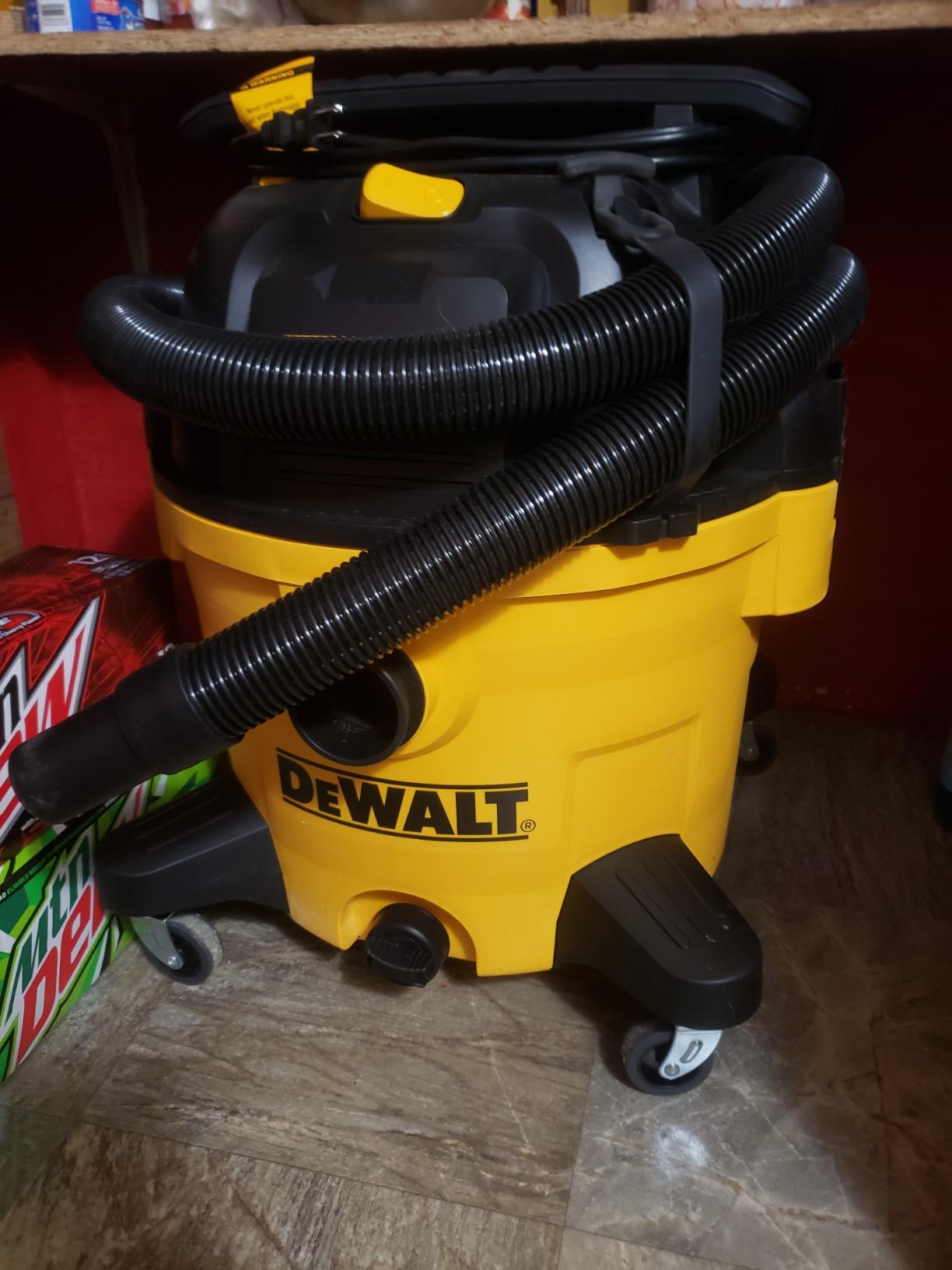DEWALT Wet and Dry Vacuum 9 Gallon Poly Wet/Dry Vac Yellow Shop Vacuum 5 HP Strong Suction for Jobsite, Workshop 3 in 1 Multi Functions Model: DXV09P customer photo 1