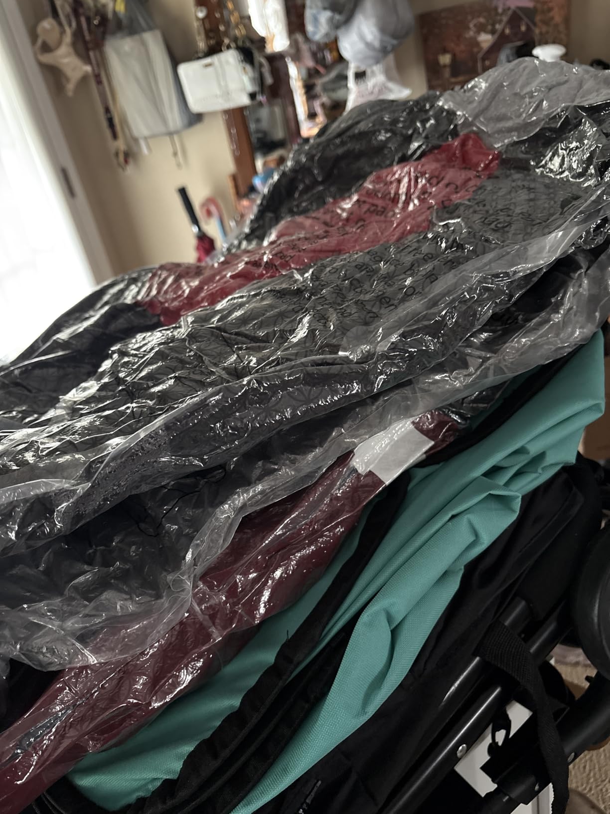 Vacuum Storage Bags, Compression Packing Space Saver Seal Bags for Clothing Bedding Comforters Blankets Pillows, 8 Jumbo customer photo 2