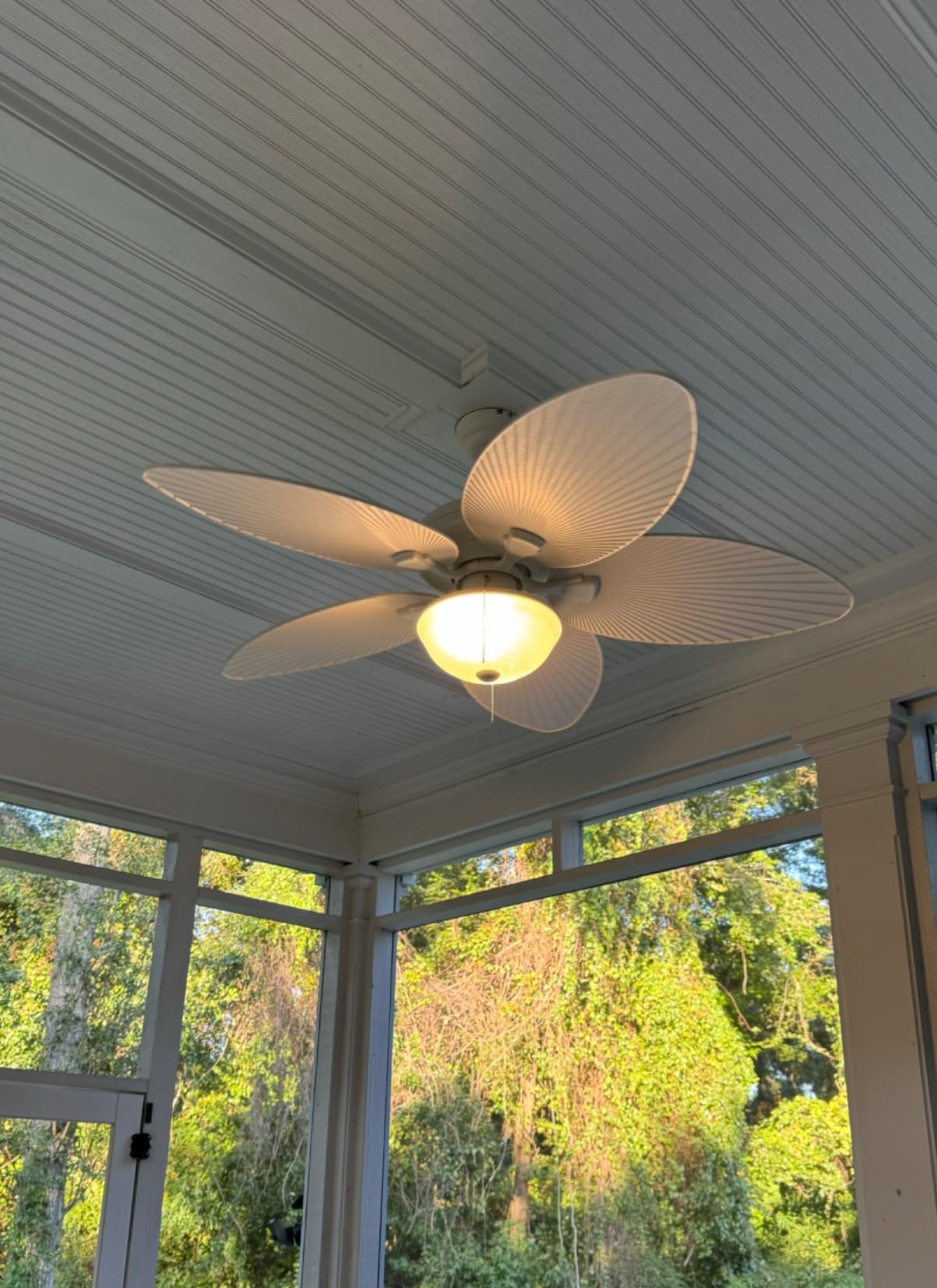 Honeywell Inland Breeze Tropical 52 Inch Indoor Outdoor Ceiling Fan, White customer photo 1
