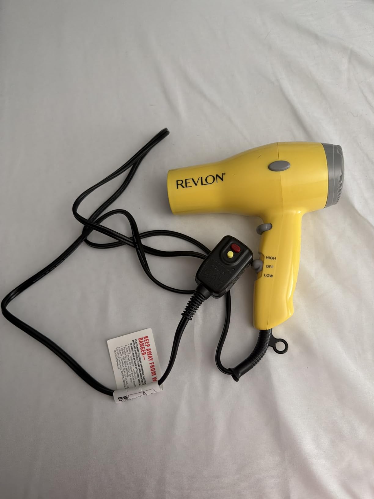 REVLON Compact Ionic Travel Hair Dryer, 1875 Watt, Yellow customer photo 1