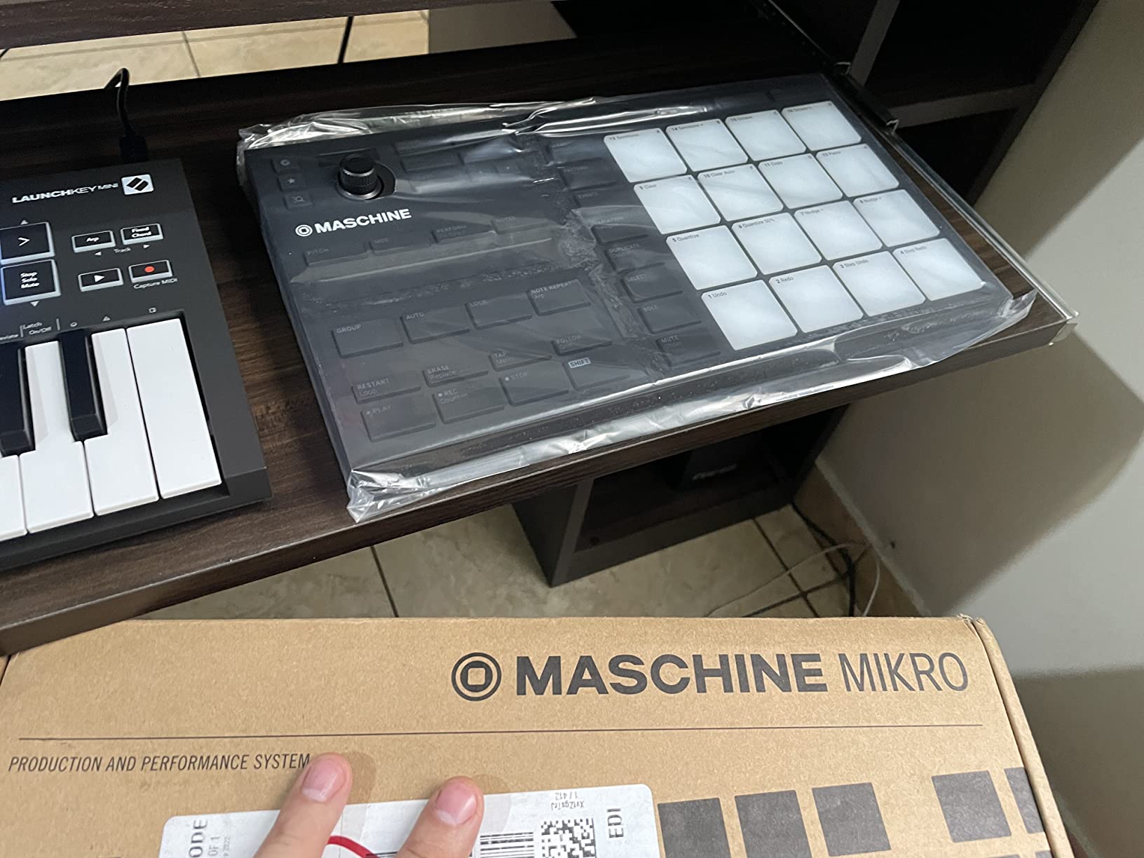 Native Instruments Maschine Mikro Mk3 Drum Controller, 25707 customer photo 2