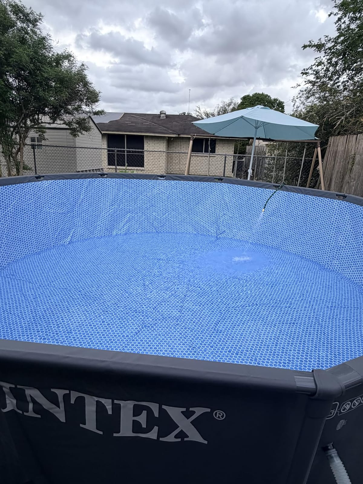 INTEX Ultra XTR 20ft x 48in Round Above Ground Swimming Pool Set w/Pump customer photo 1