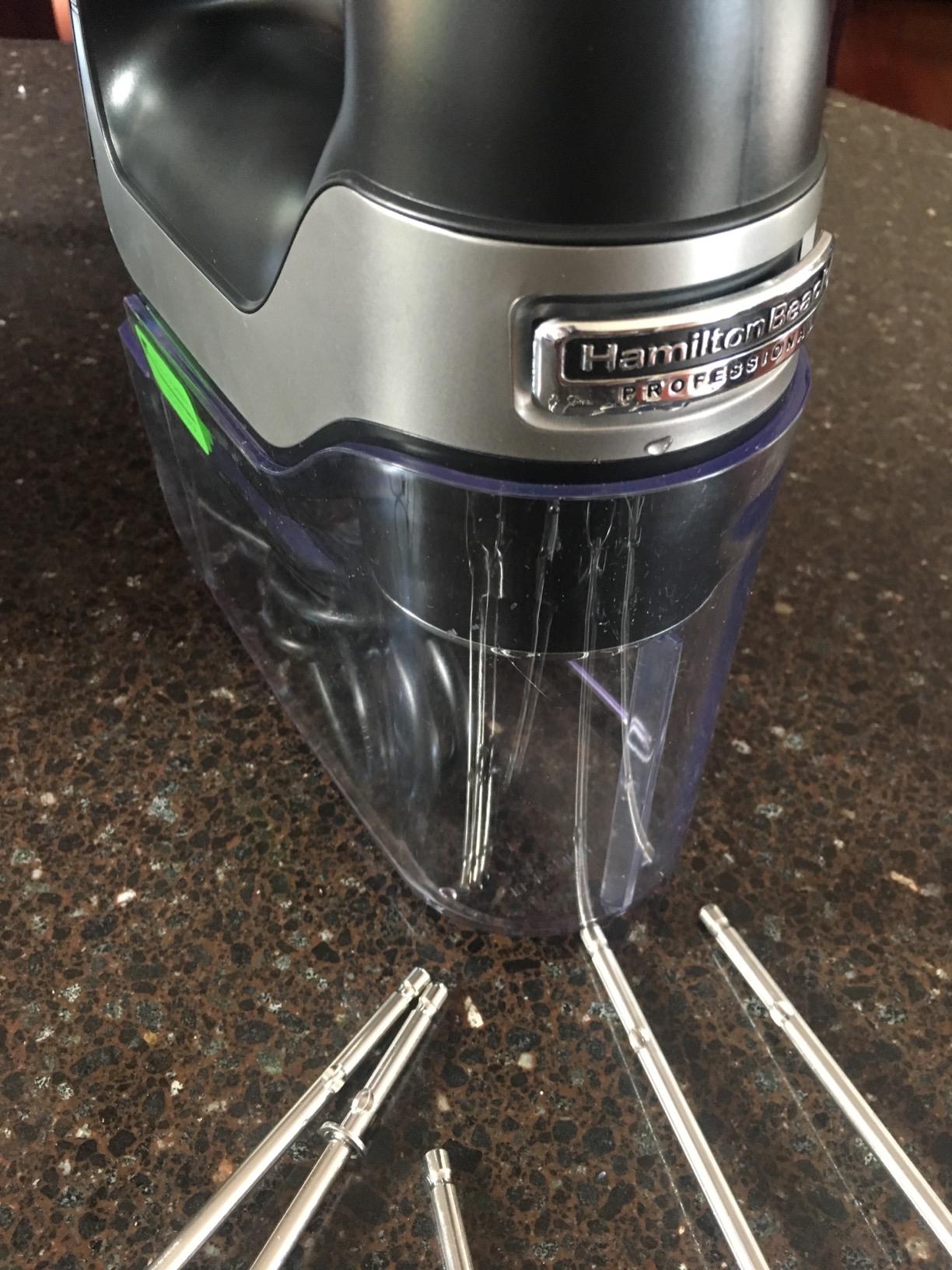Hamilton Beach Professional 7-Speed Digital Electric Hand Mixer with High-Performance DC Motor, Slow Start, Snap-On Storage Case, SoftScrape Beaters, Whisk, Dough Hooks, Matte Black customer photo 2