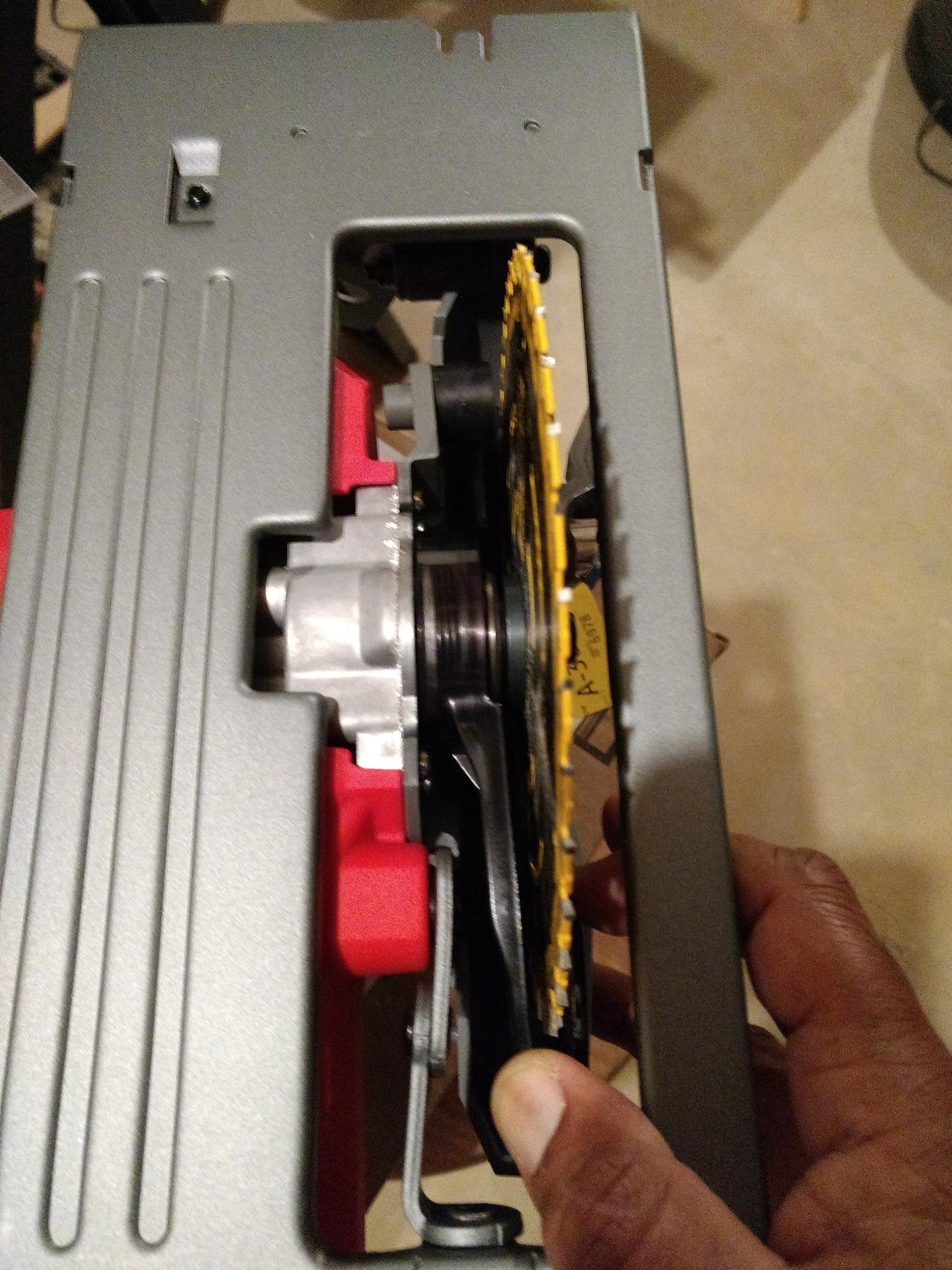 CRAFTSMAN V20 Cordless Circular Saw, 6-1/2 inch, Bare Tool Only (CMCS500B) customer photo 1