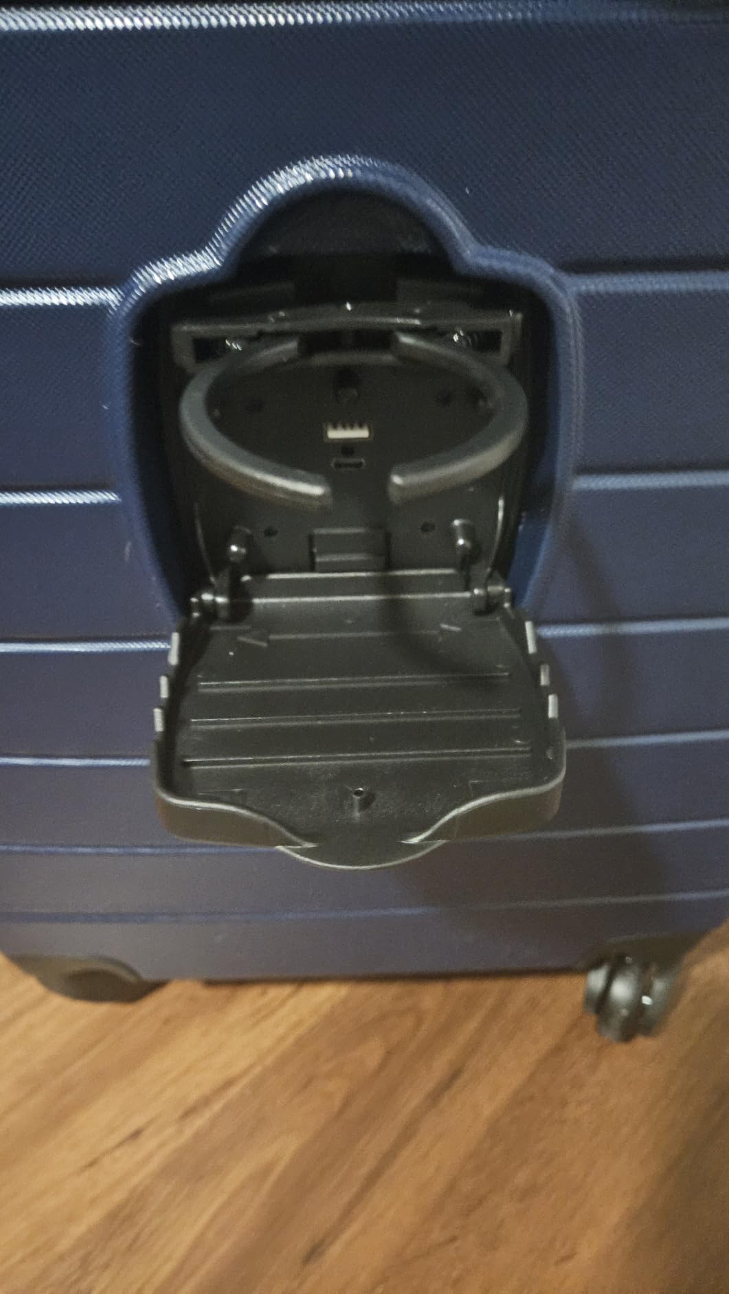 Wrangler Smart Spinner Hardside Luggage, 2 Piece Set, Navy Blue customer photo 2