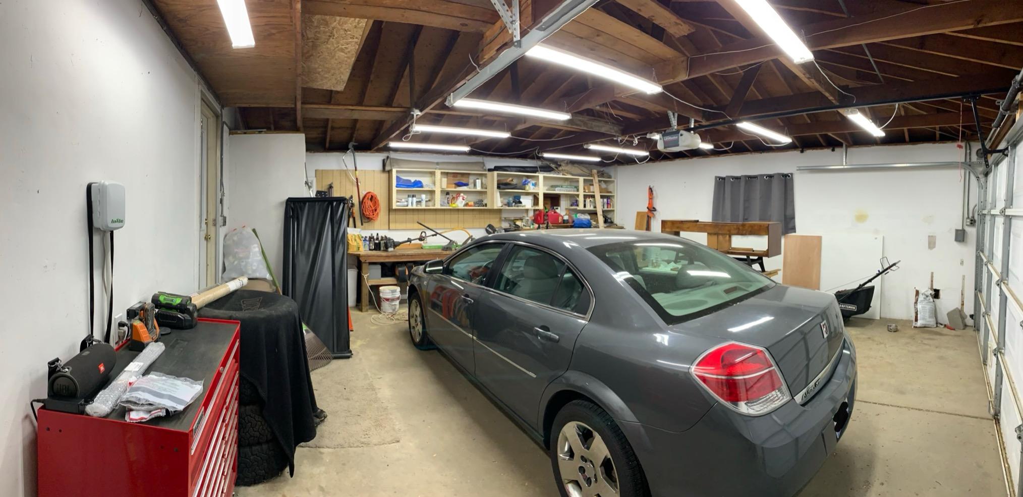 Sunco 2 Pack LED Shop Lights 4ft, Wraparound Fixtures, 40W=300W, Linkable customer photo 1