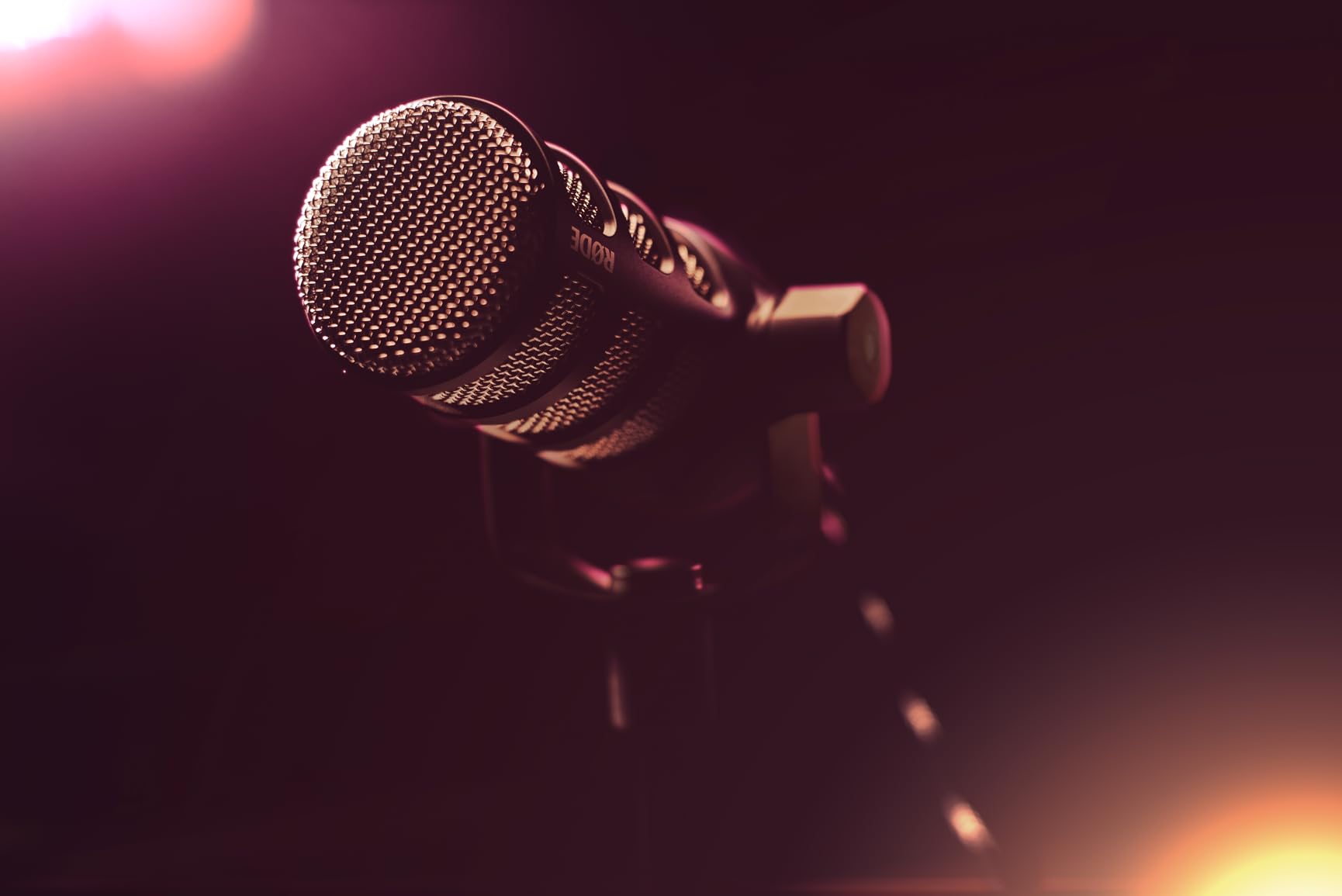 RØDE PodMic Cardioid Dynamic Broadcast Microphone, XLR customer photo 2