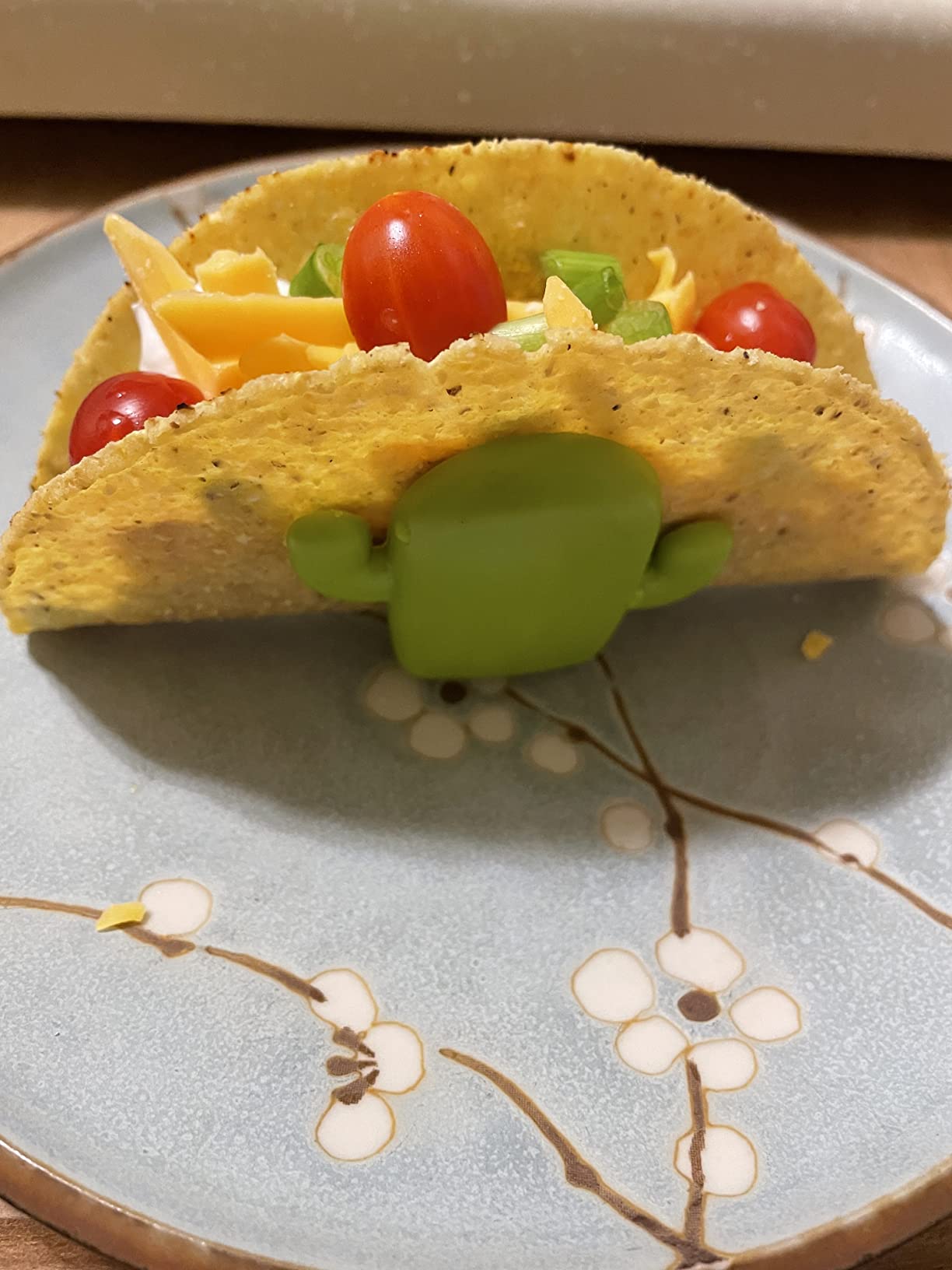 Joie Cactus Taco Holders, Sturdy Stands Keep Hard Shells Upright, 4-Count | Protect Crunchy Shells from Breaking or Spilling, Fill Tacos Hands-Free, Cute Kitchen Gadget, BPA-Free customer photo 1