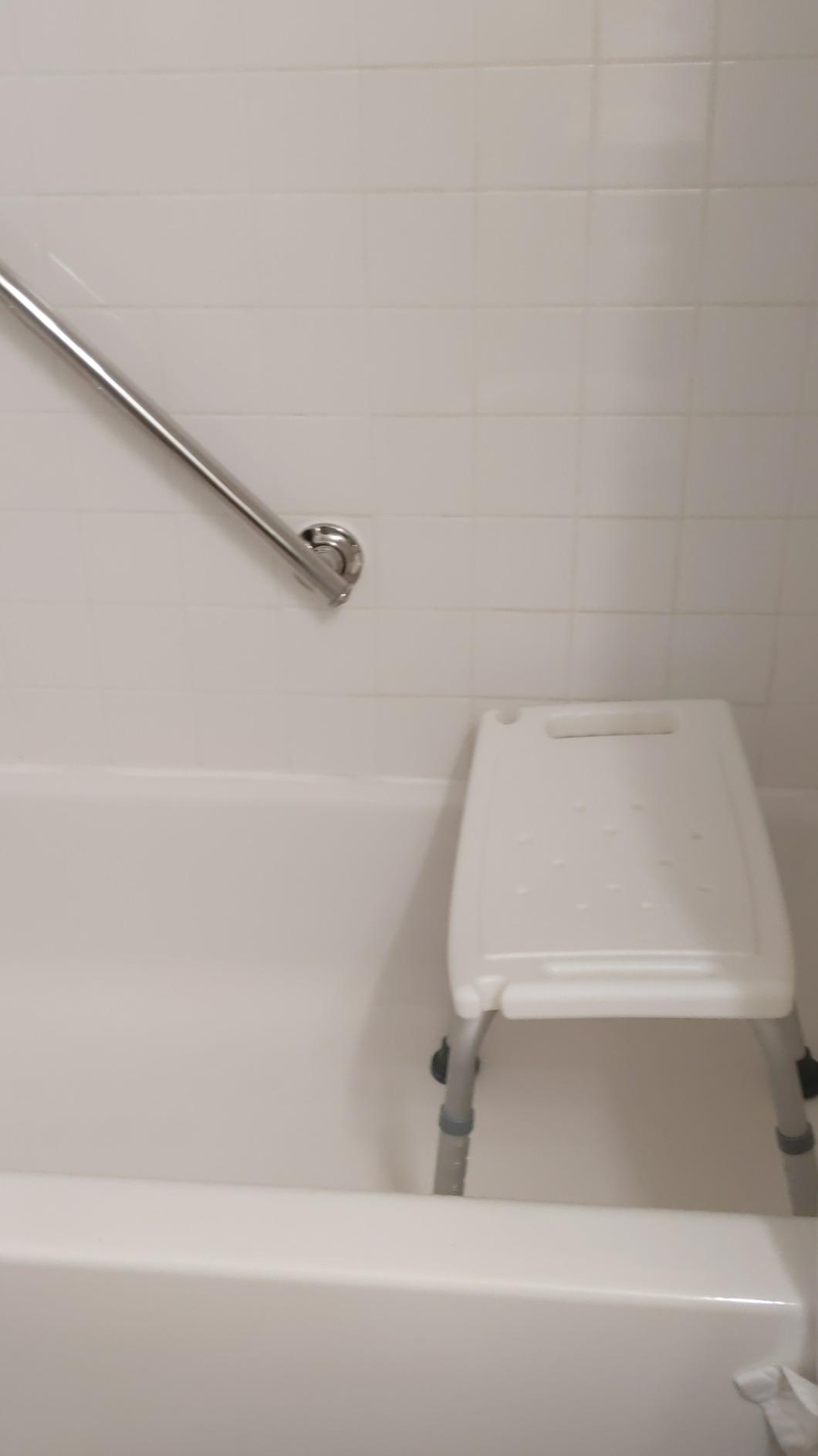 Vaunn Tool-Free Assembly Adjustable Shower Chair Spa Bathtub Seat Bench with Removable Back, Aluminum, White customer photo 1