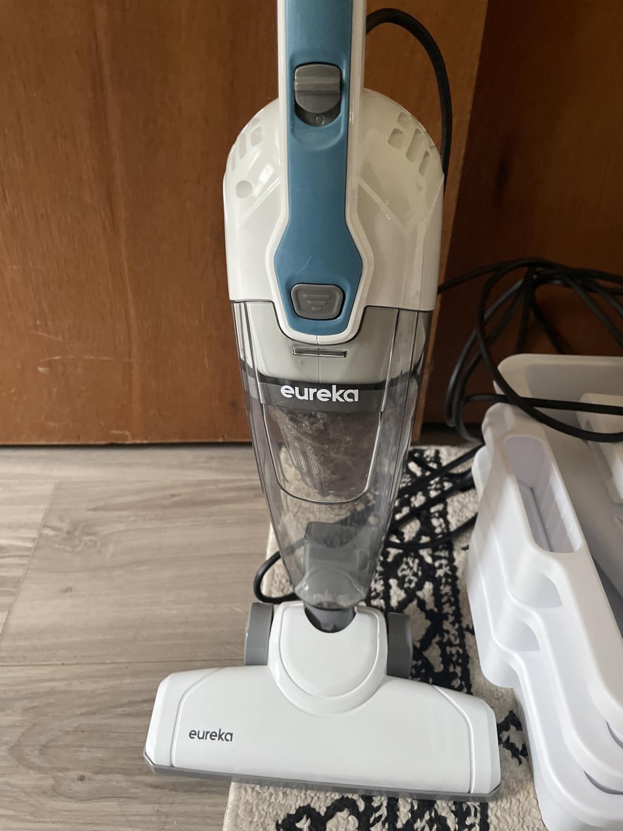 Eureka NES215A Blaze 3-in-1 Swivel Handheld & Stick Vacuum Cleaner, Blue customer photo 1
